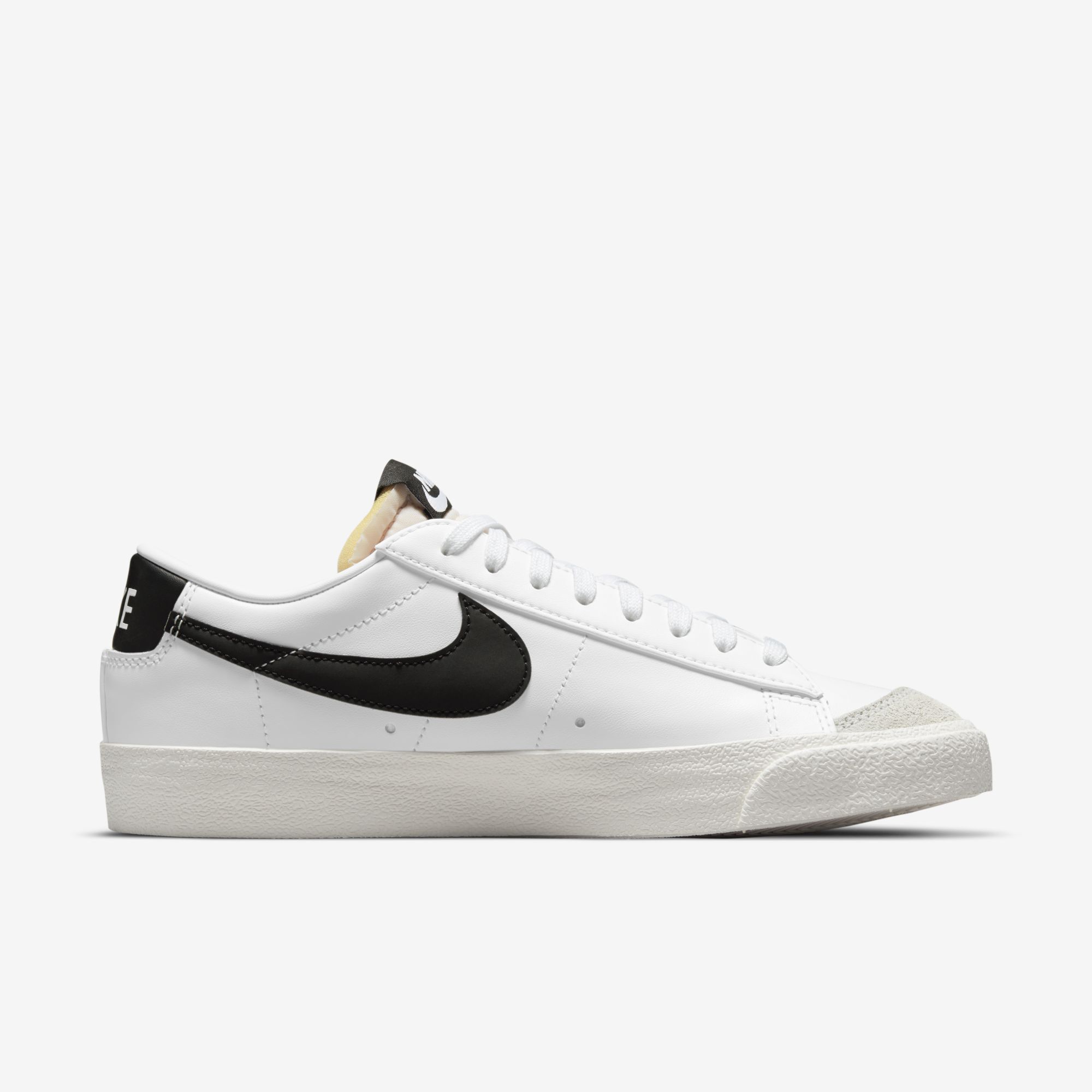 Nike Blazer Low '77, Blanco/Negro-Vela-Blanco, hi-res