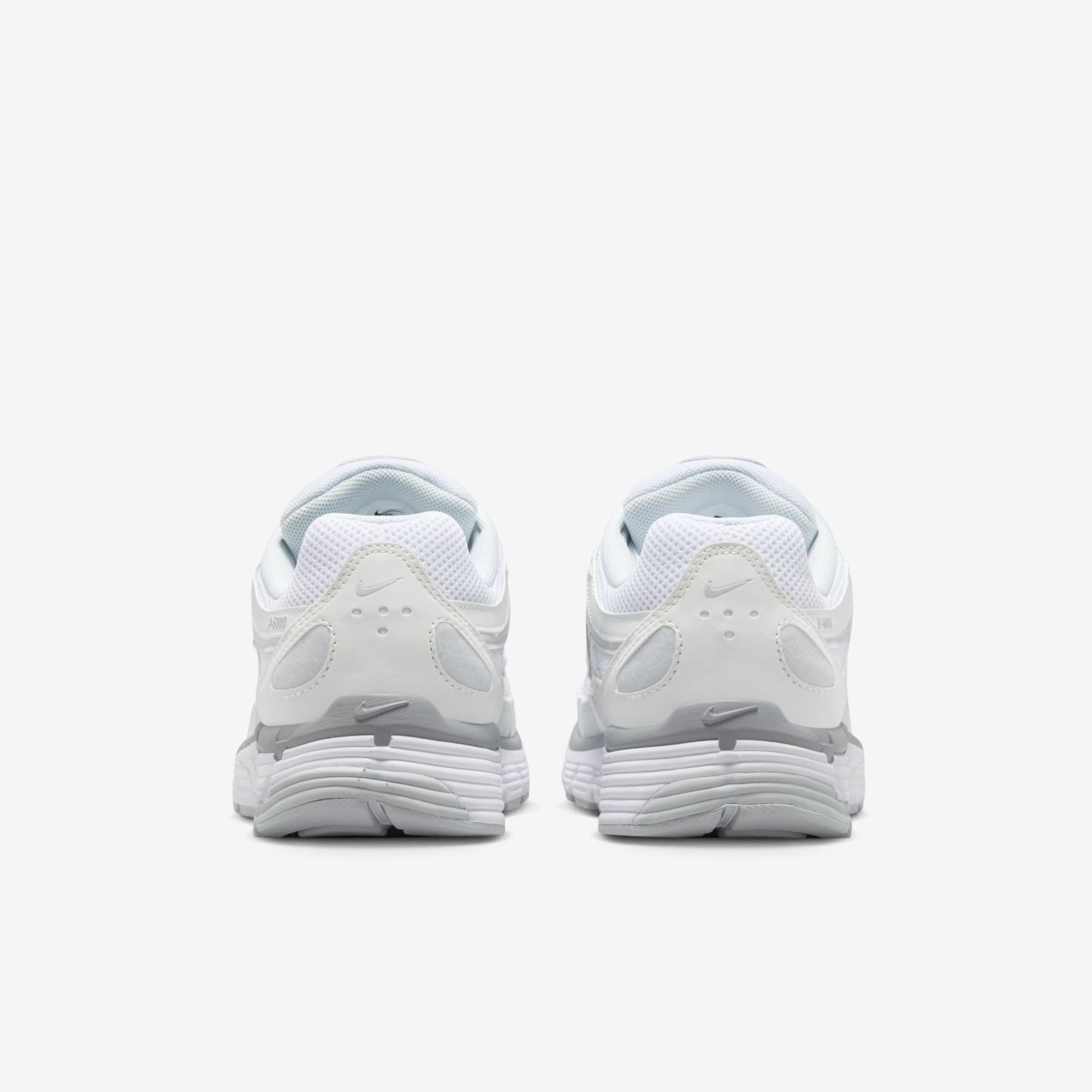 Nike P-6000, Blanco Cumbre Metalizado/Platino Puro/Gris Lobo/Blanco, hi-res