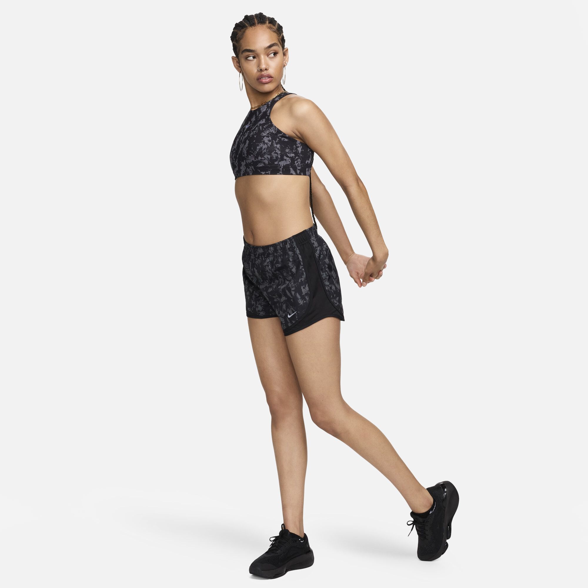 Nike One Strappy Back, Negro/Negro, hi-res