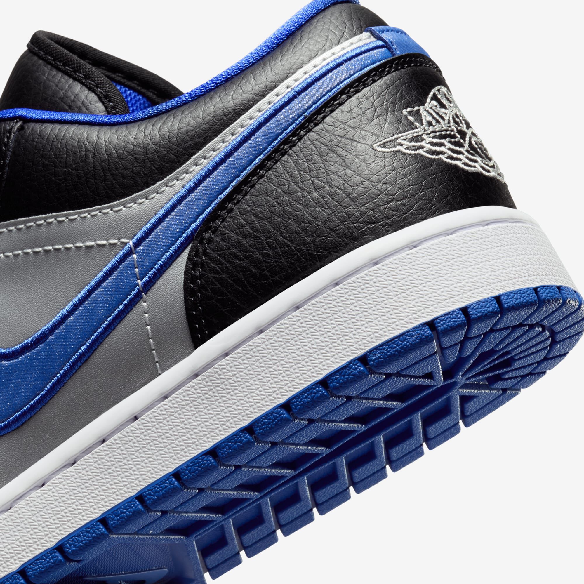 Air Jordan 1 Low, Negro/Blanco-Game Royal-Metalizado Platino, hi-res