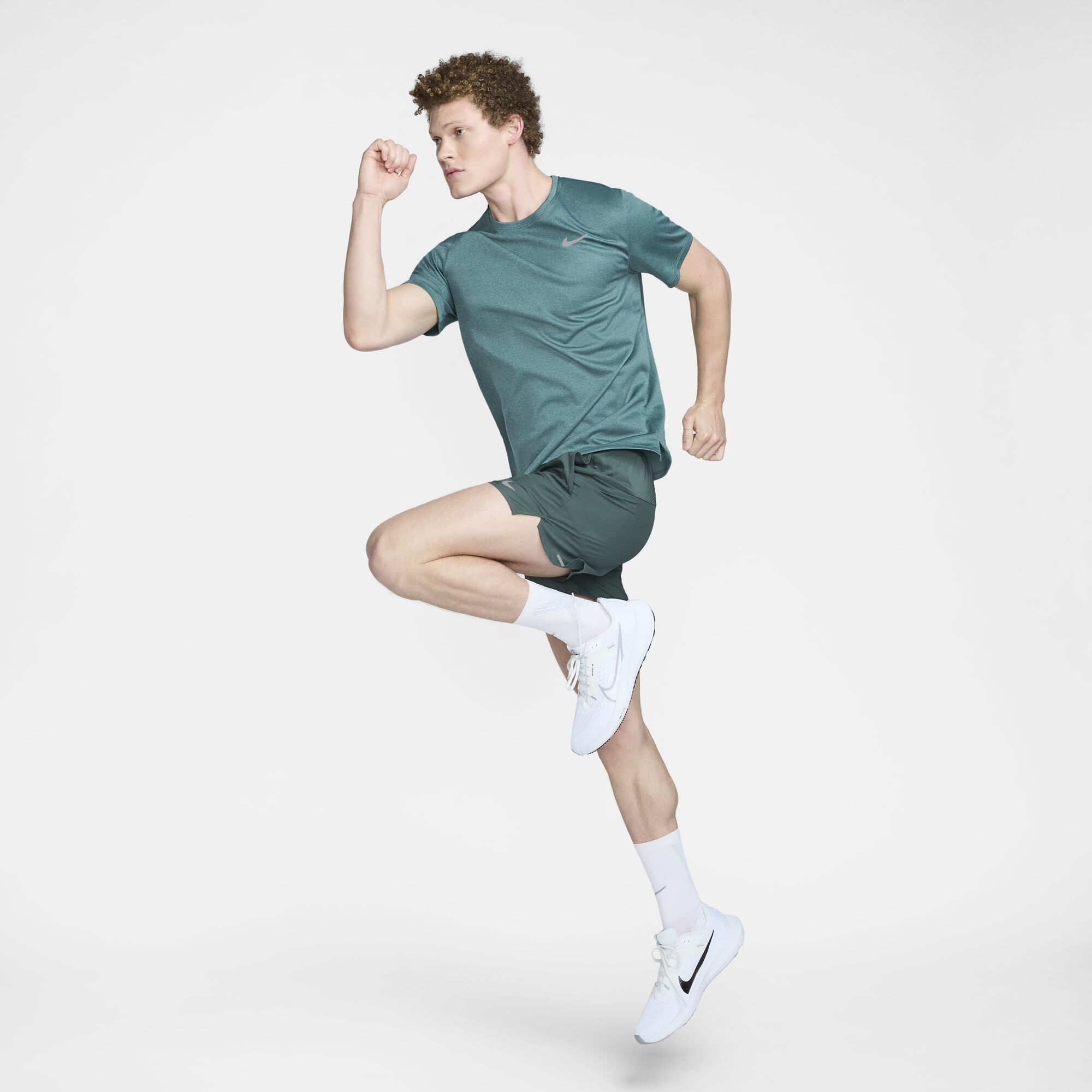 Nike Miler, Bicoastal/Verde Vintage/Plata Reflectante, hi-res