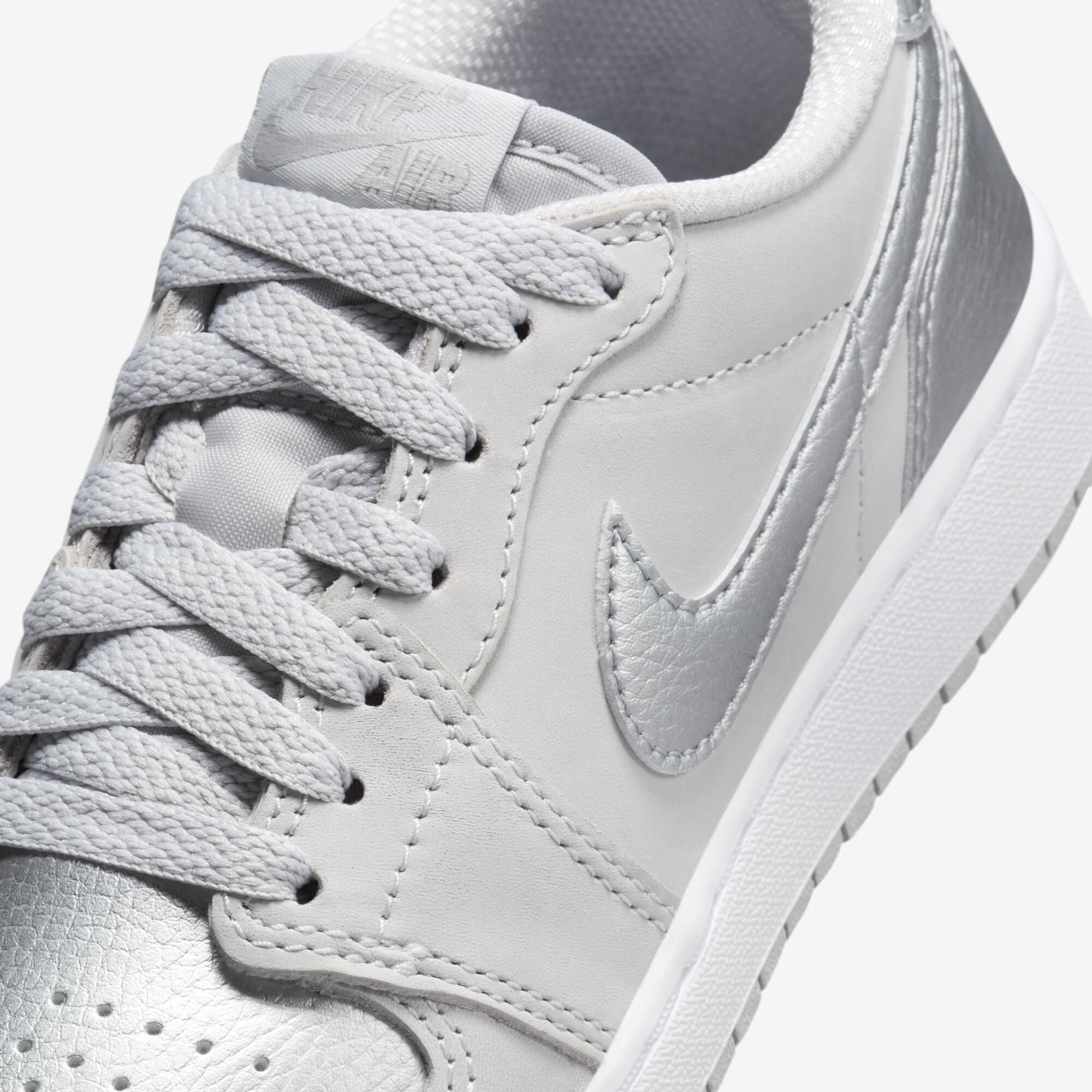 Air Jordan 1 Low OG, Gris Neutro/Plata Metálico-Blanco, hi-res