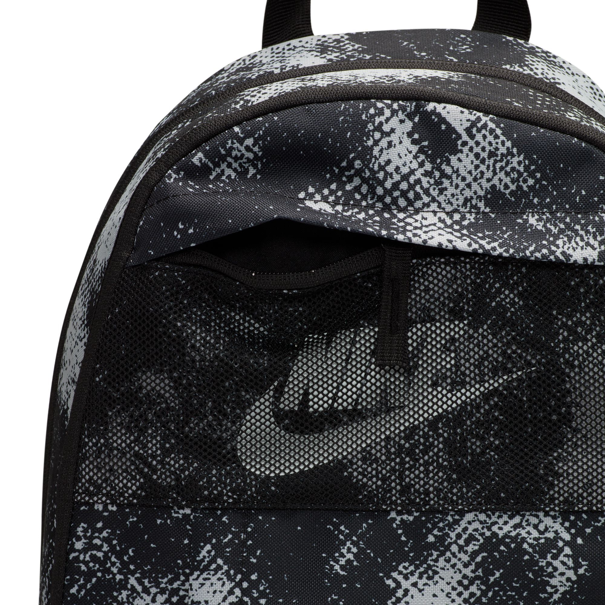 Nike Elemental, Negro/Negro/Blanco Cumbre, hi-res