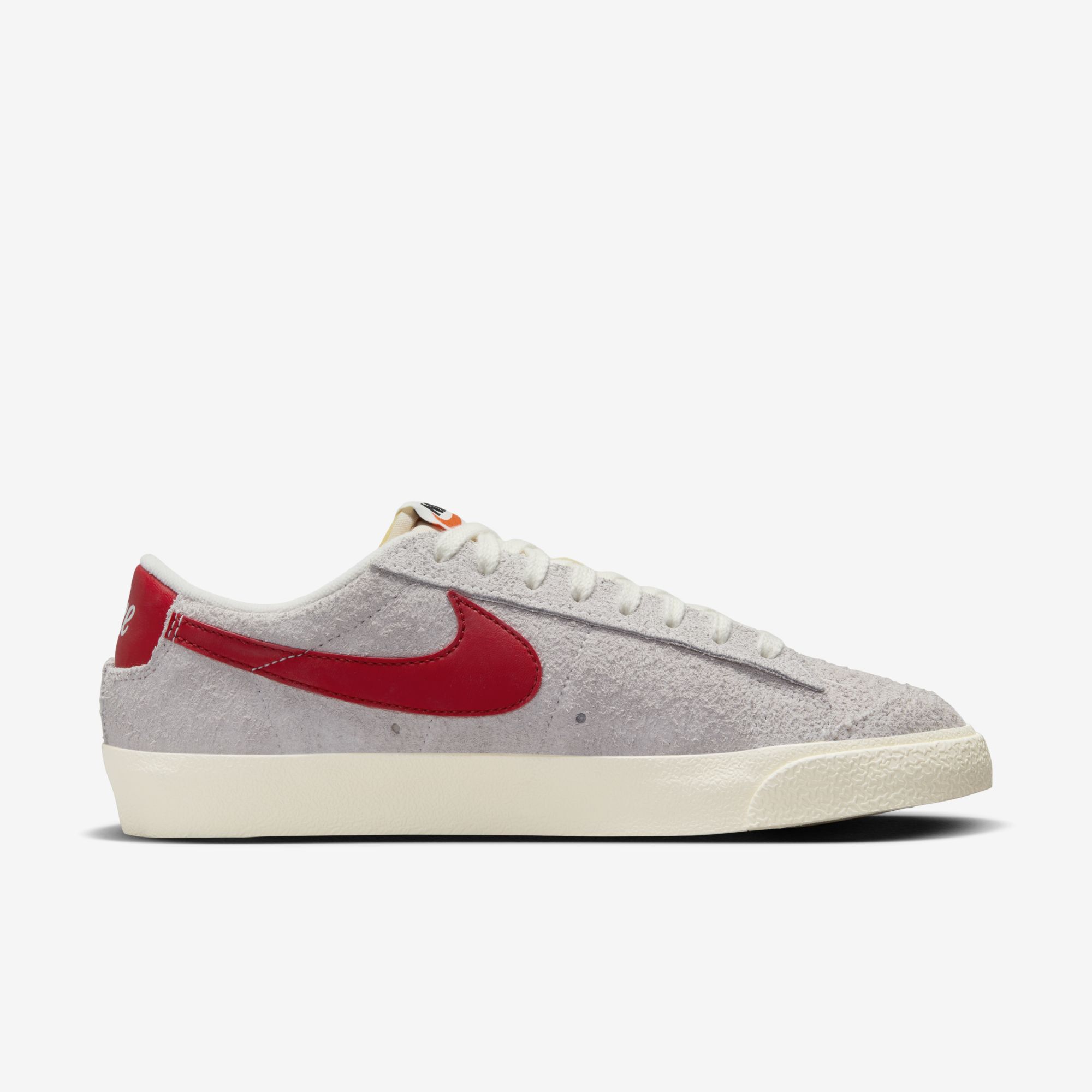 Nike Blazer Low '77 Vintage, Blanco Cumbre/Rojo Gimnasio-Vela-Leche De Coco, hi-res