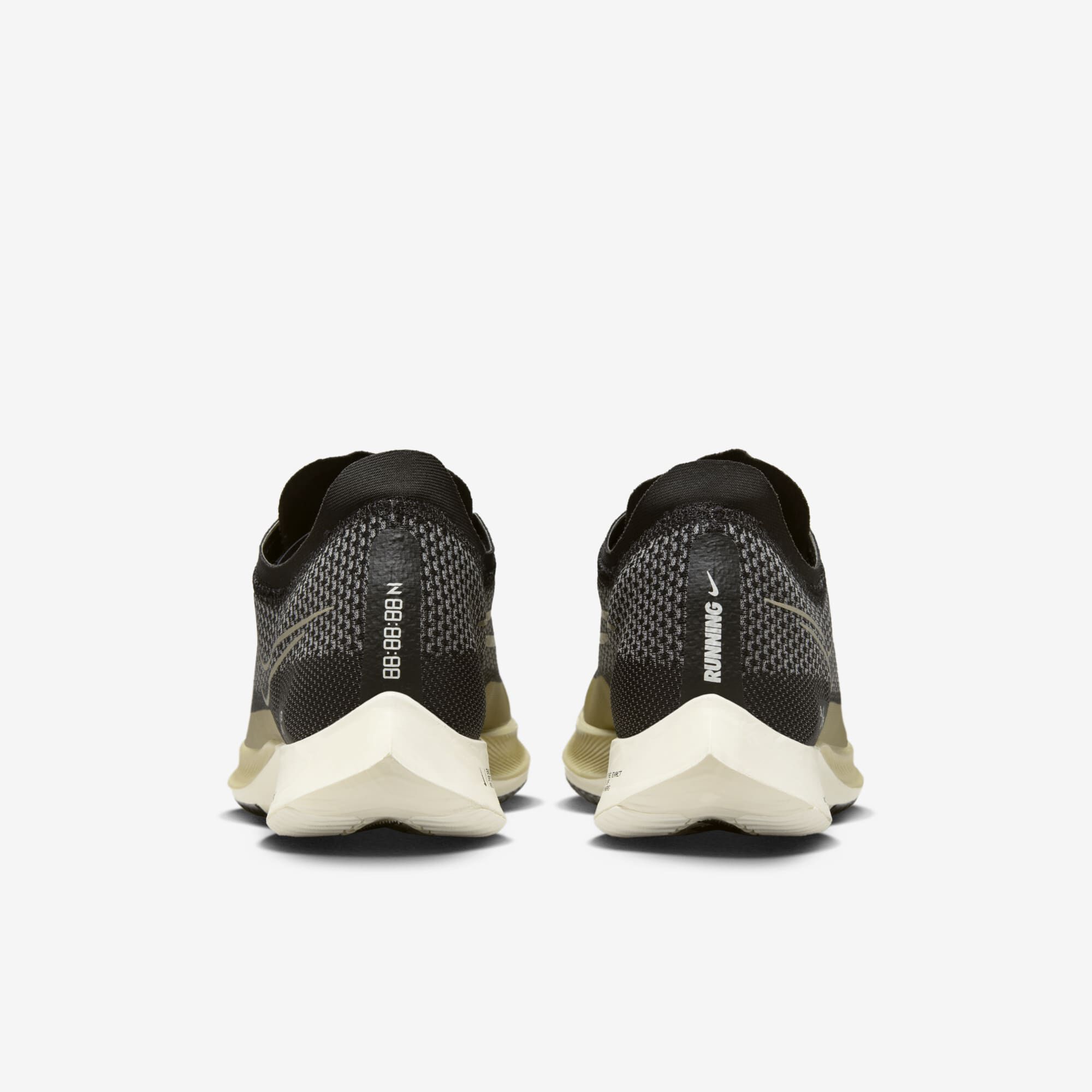 Nike Streakfly, Negro/Mtlc Oro Grano-Blanco-Vela, hi-res