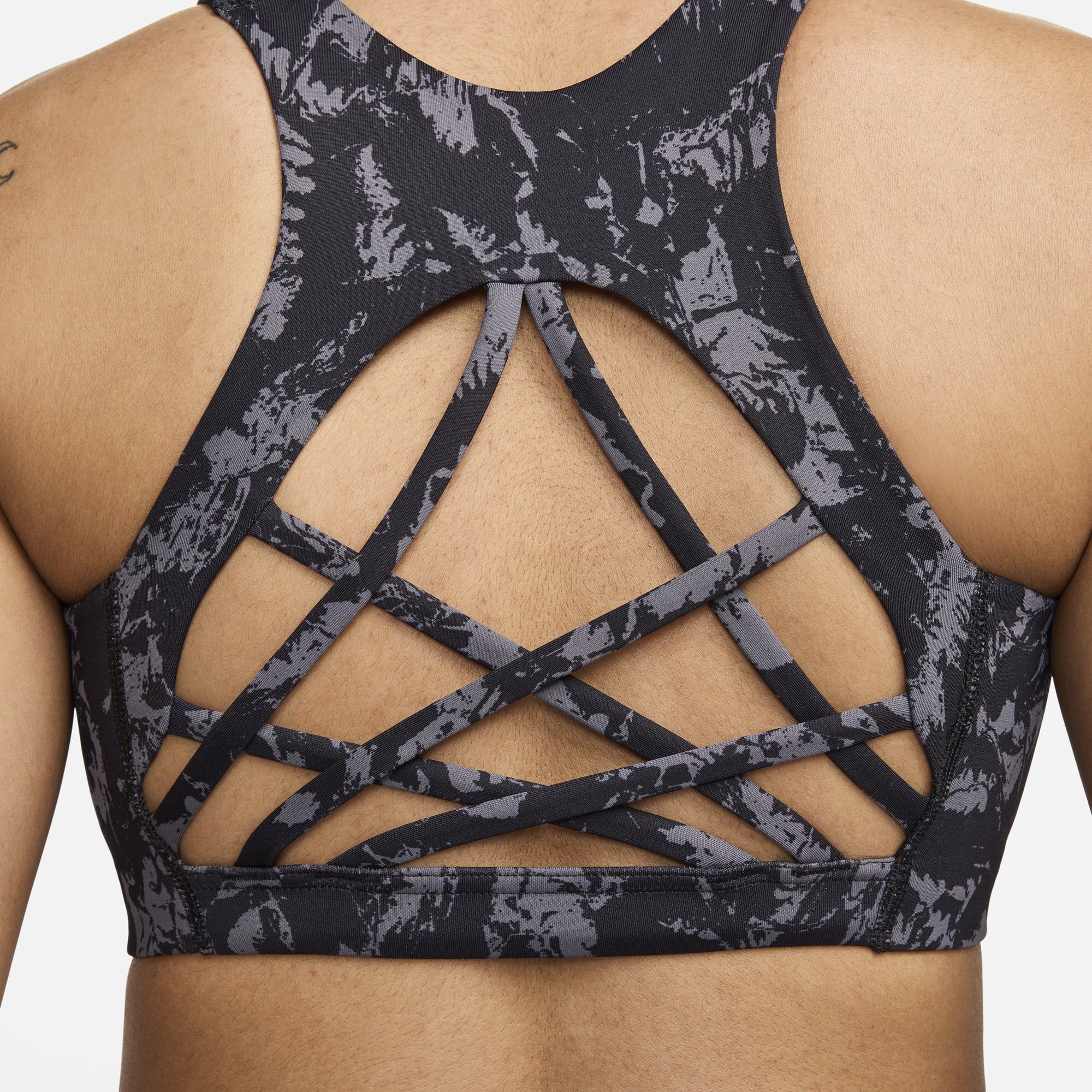 Nike One Strappy Back, Negro/Negro, hi-res