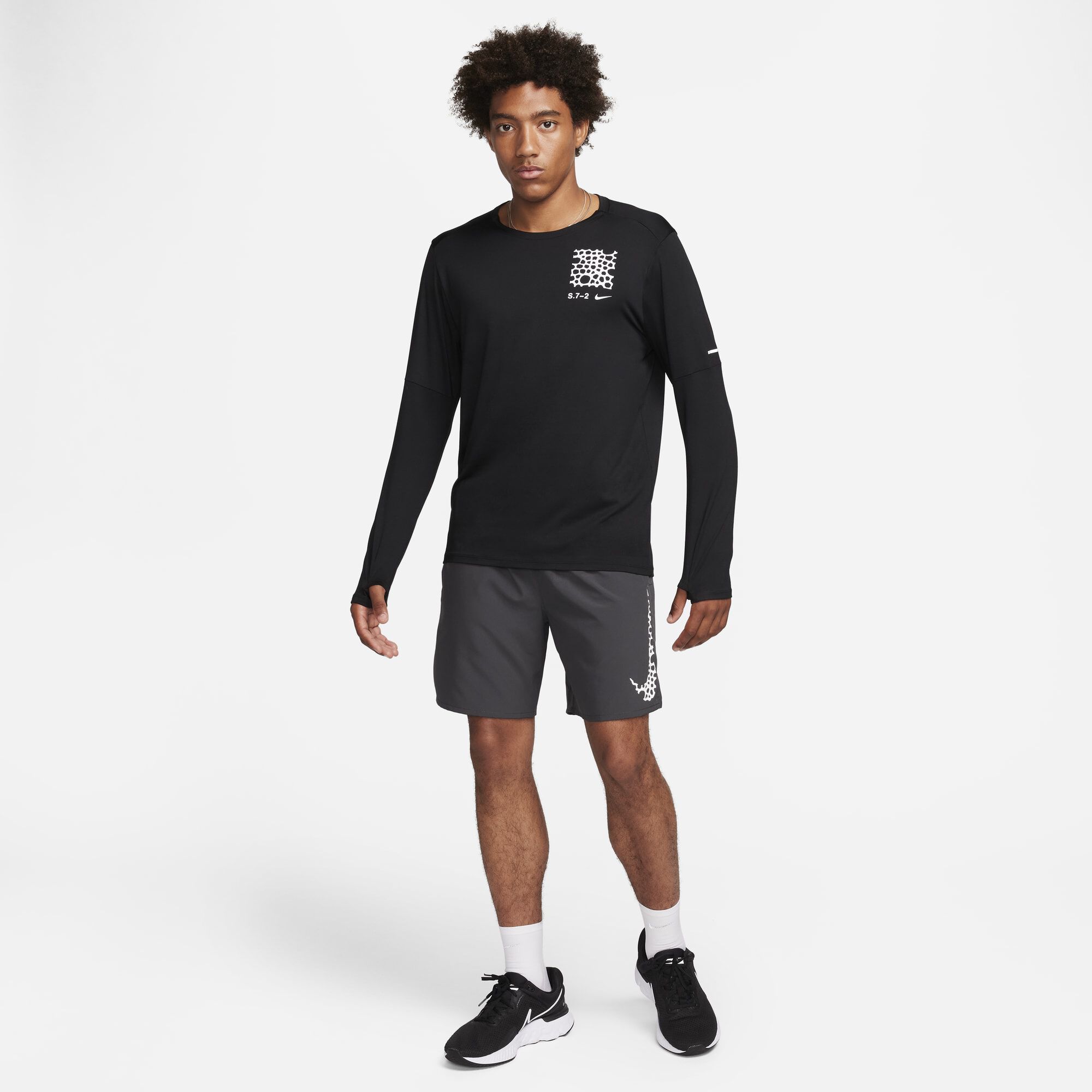 Nike Dri-FIT Challenger Studio '72, Antracita/Blanco, hi-res