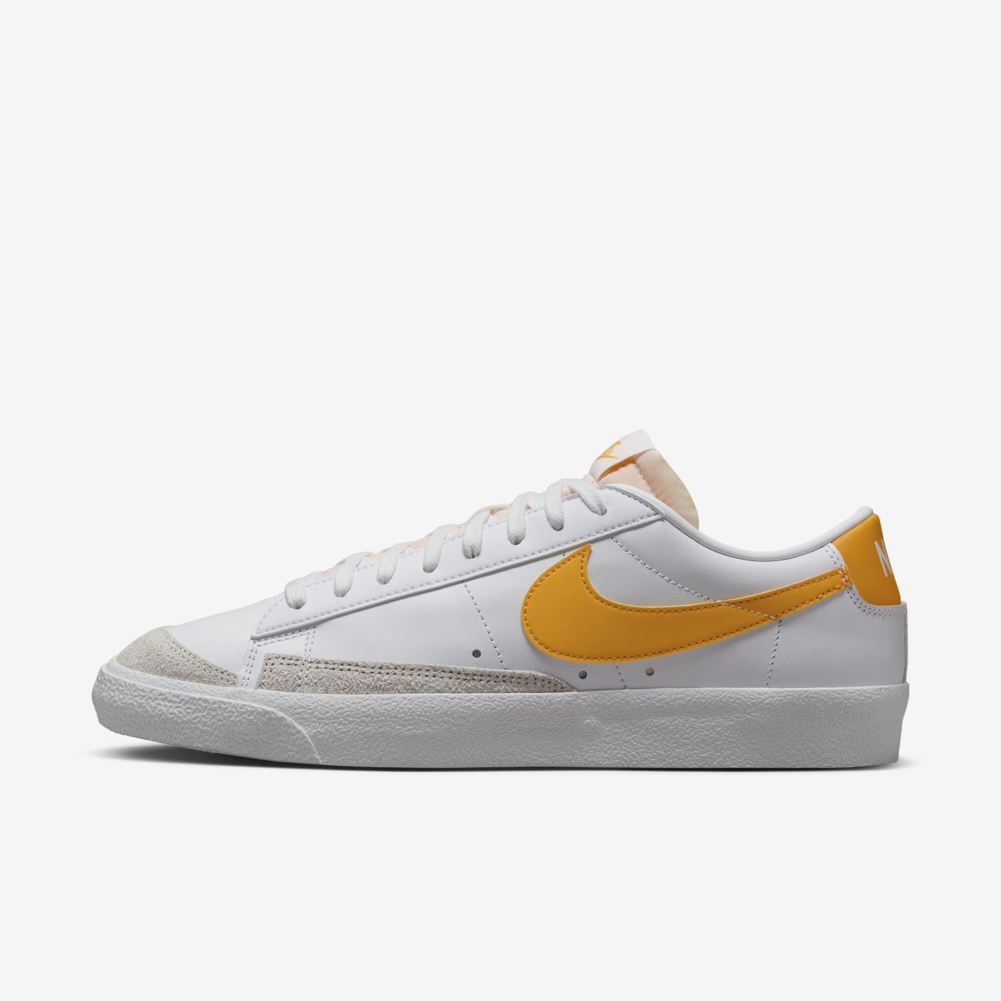 Nike Blazer Low '77 Vintage, Blanco/Fantasma/Oro Universitario, hi-res