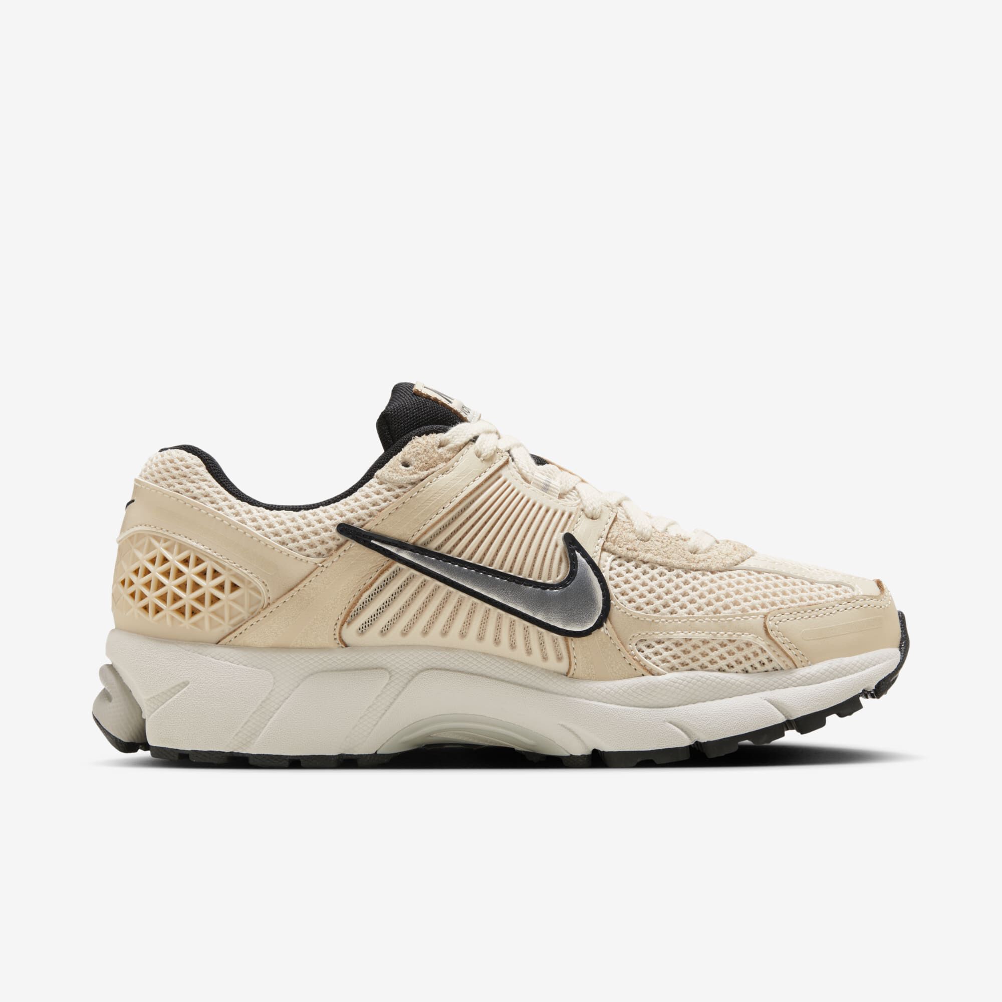 Nike Zoom Vomero 5, Blanco Perla/Hueso Claro/Mena De Hierro Claro/Cromo, hi-res