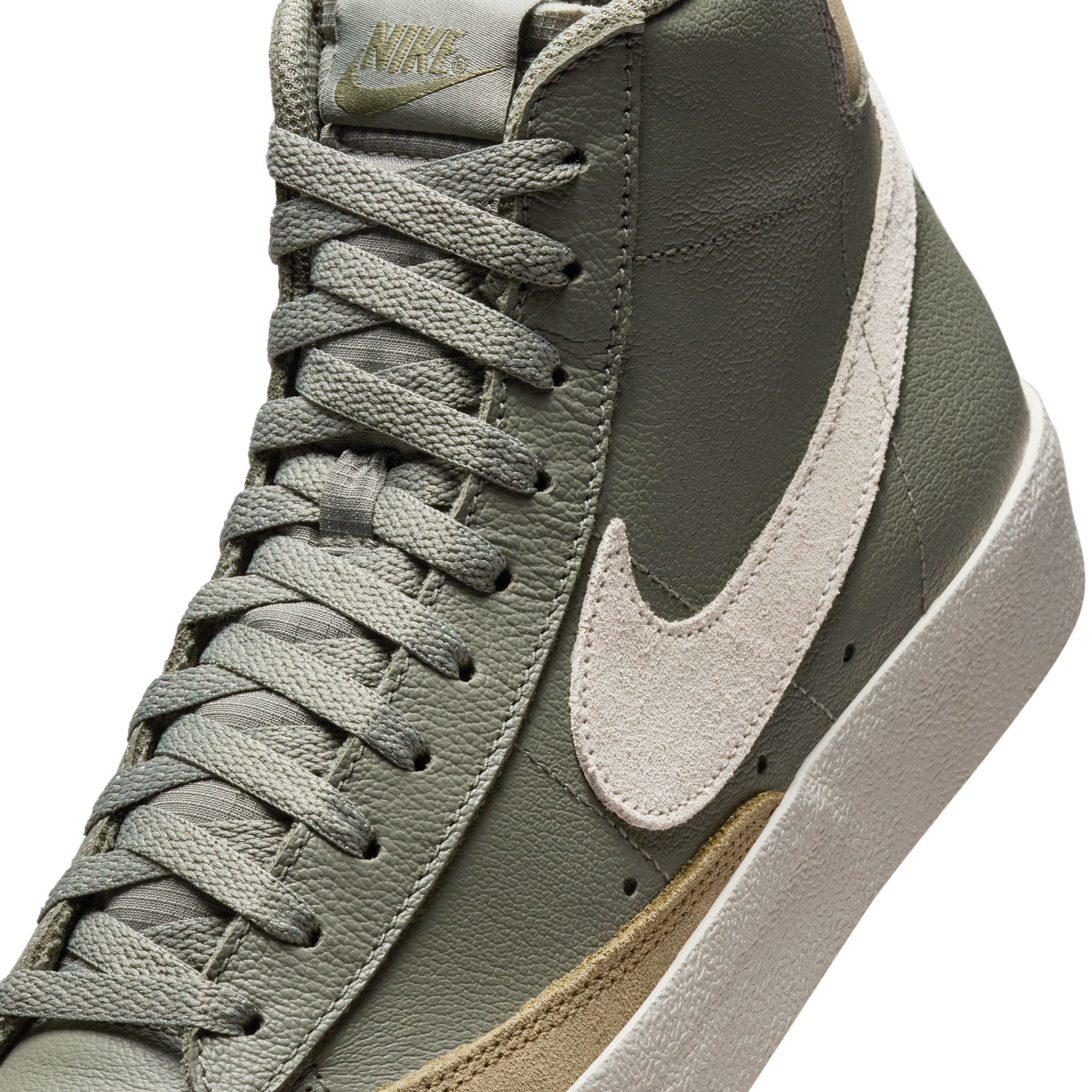 Nike Blazer Mid 77 Premium, Estuco oscuro/Fantasma-Olivo neutro, hi-res