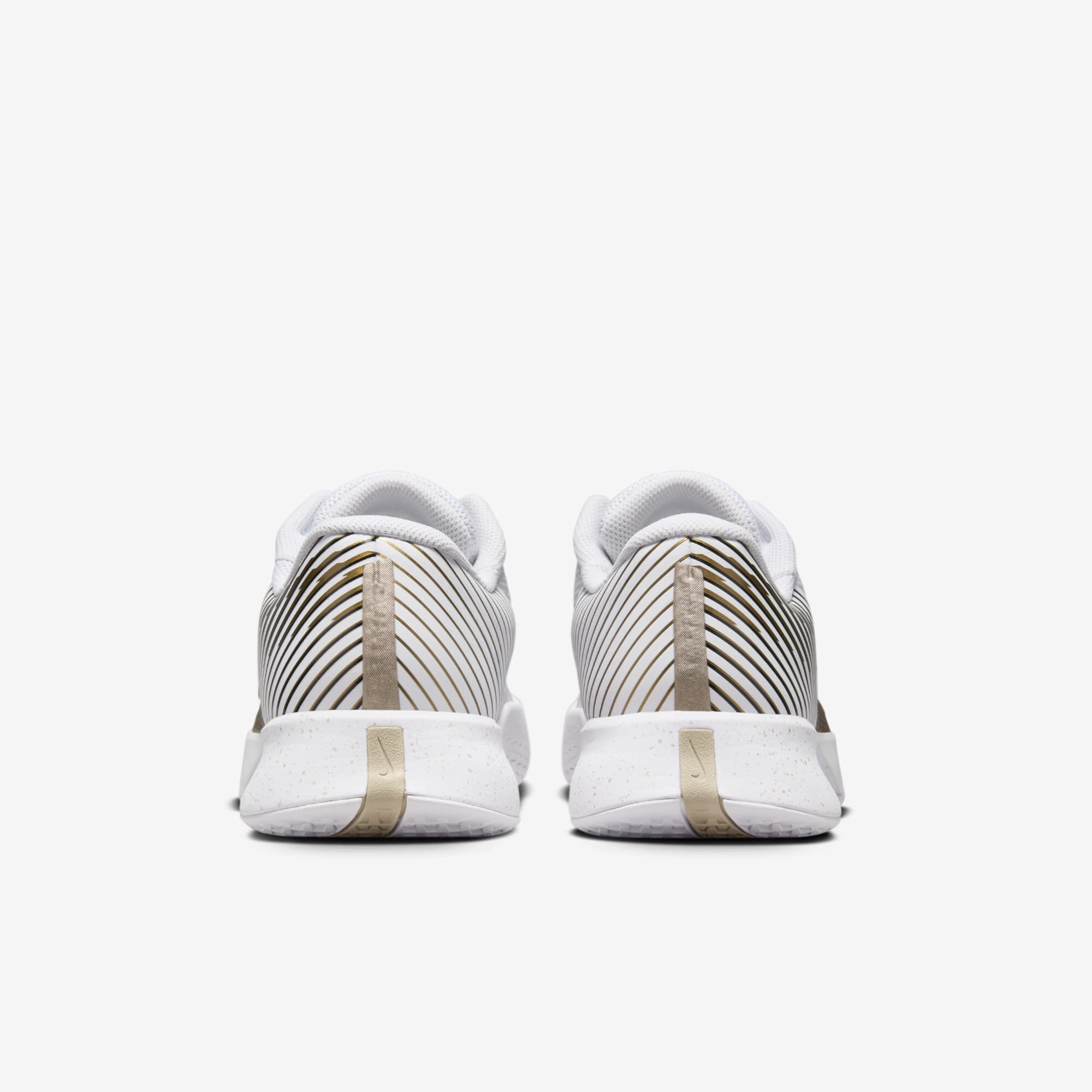 NikeCourt Vapor Pro 2 WMB, Blanco/Mtlc Oro Grano-Gran Púrpura, hi-res