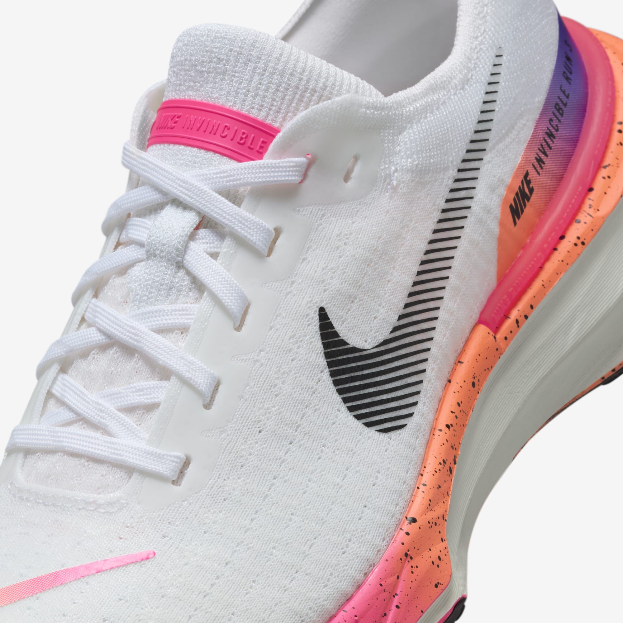 Nike Invincible 3, Blanco/Mango Brillante/Hiper Rosa/Negro, hi-res