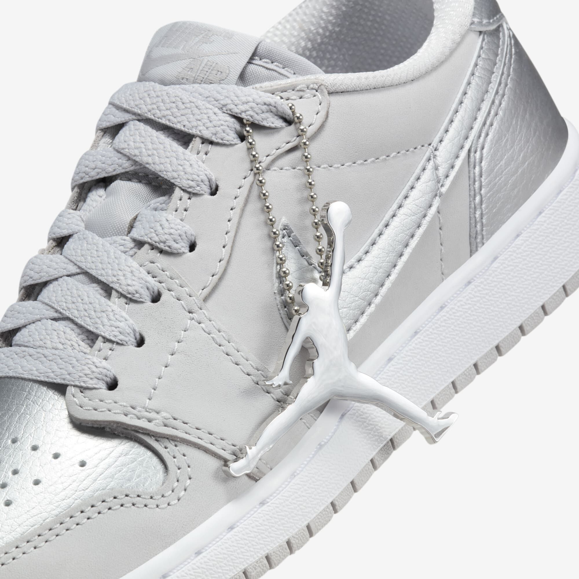 Air Jordan 1 Low OG, Gris Neutro/Plata Metálico-Blanco, hi-res