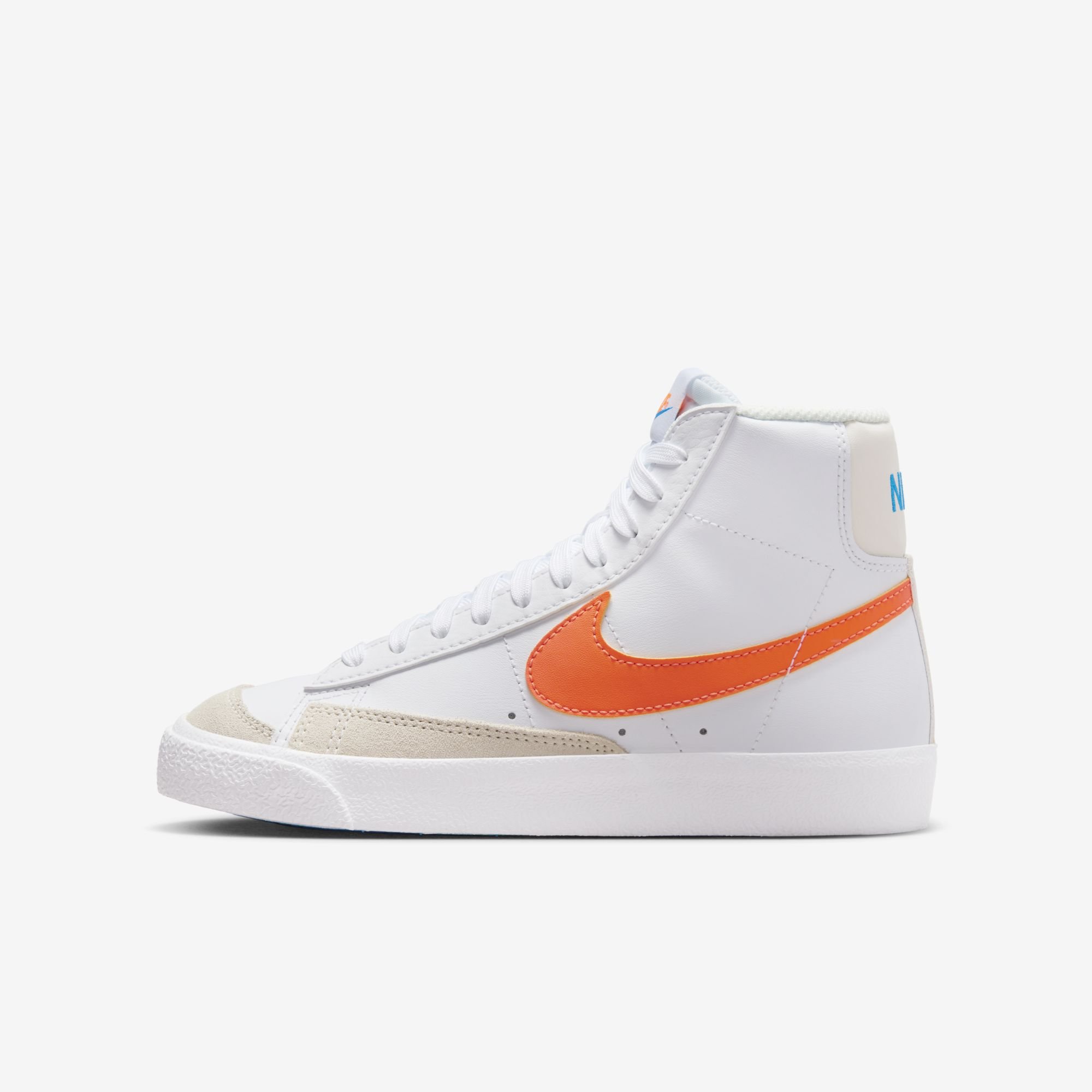 Nike Blazer Mid '77, Blanco/Naranja Total-Foto Azul-Fantasma, hi-res