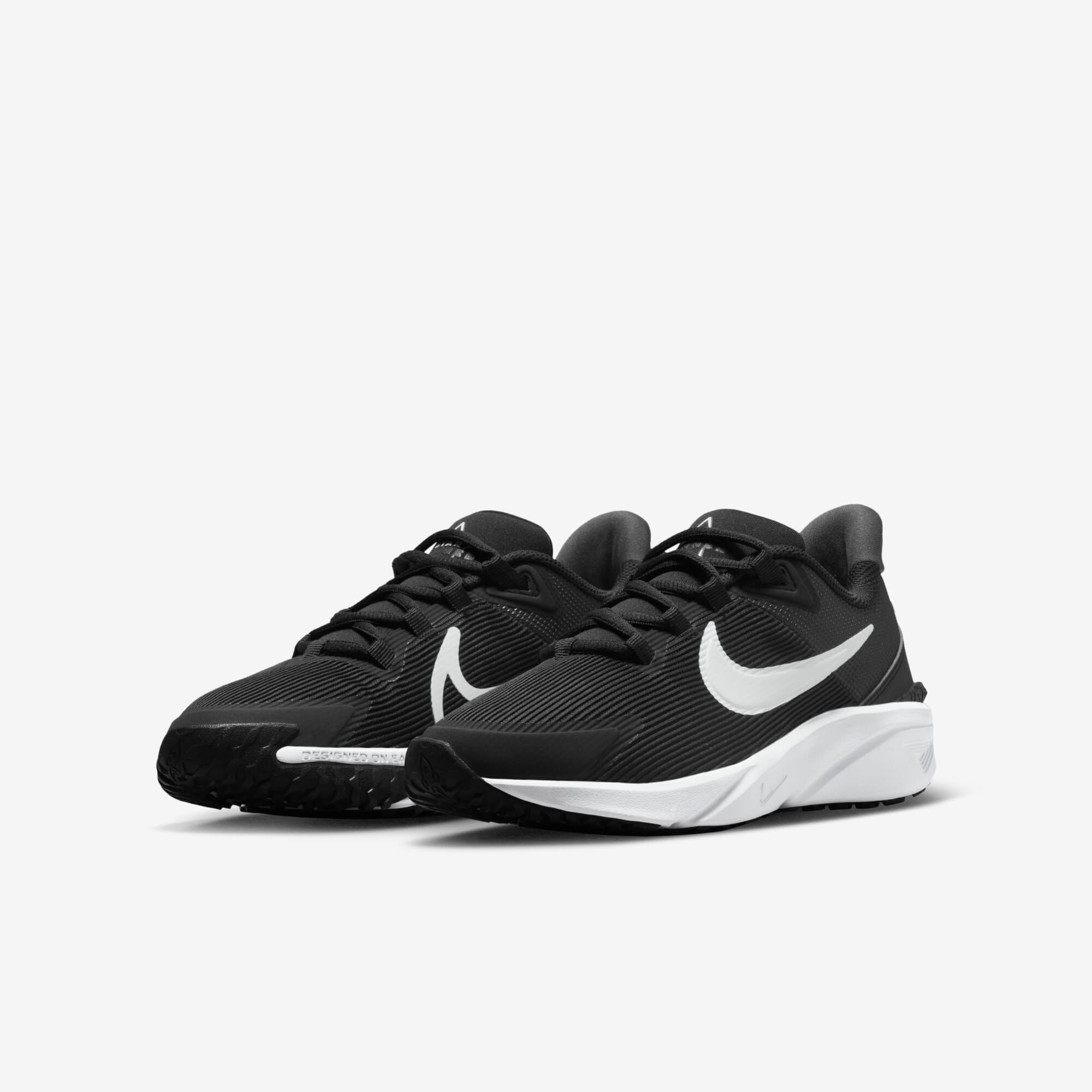 Nike Star Runner 4, Negro/Antracita/Blanco, hi-res