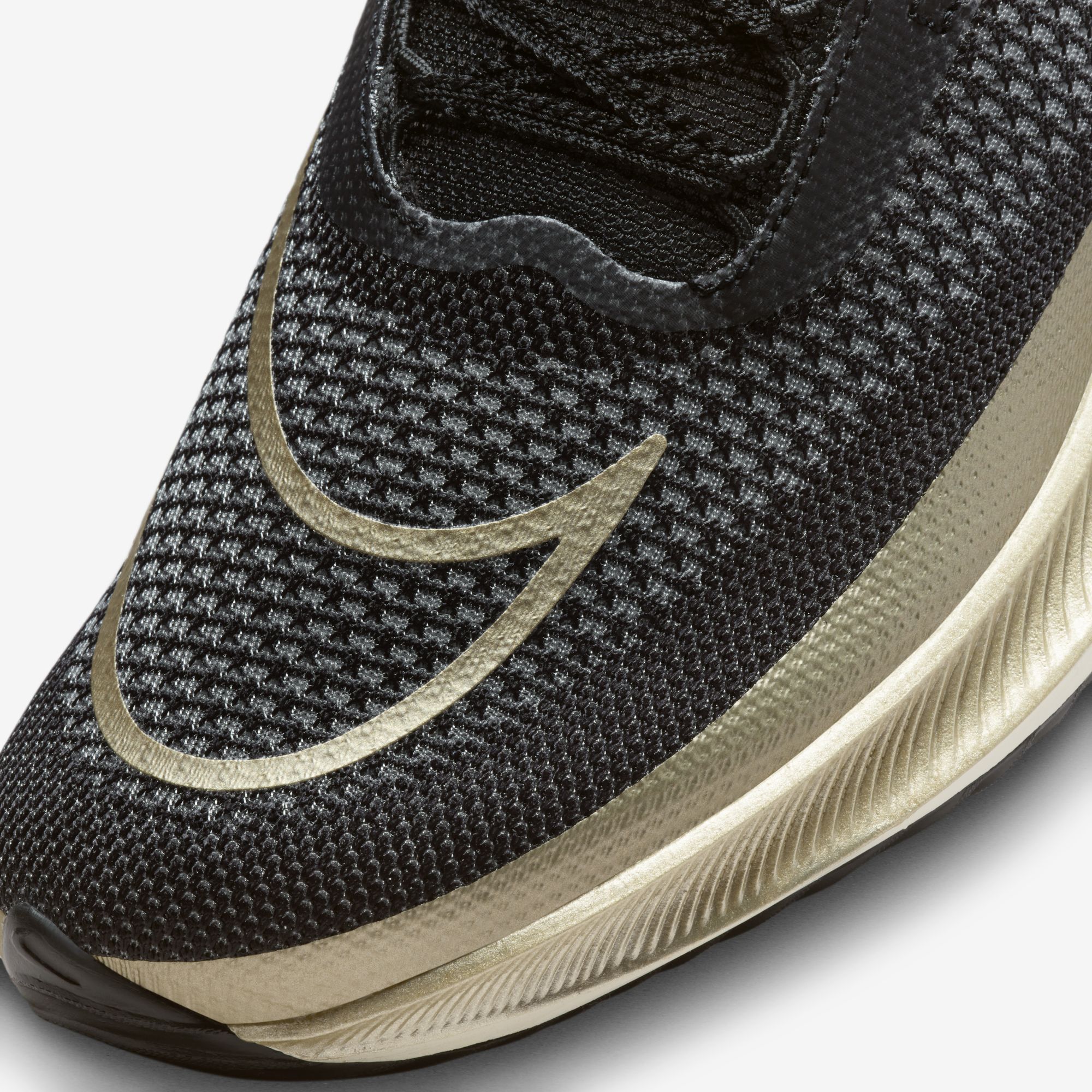 Nike Streakfly, Negro/Mtlc Oro Grano-Blanco-Vela, hi-res