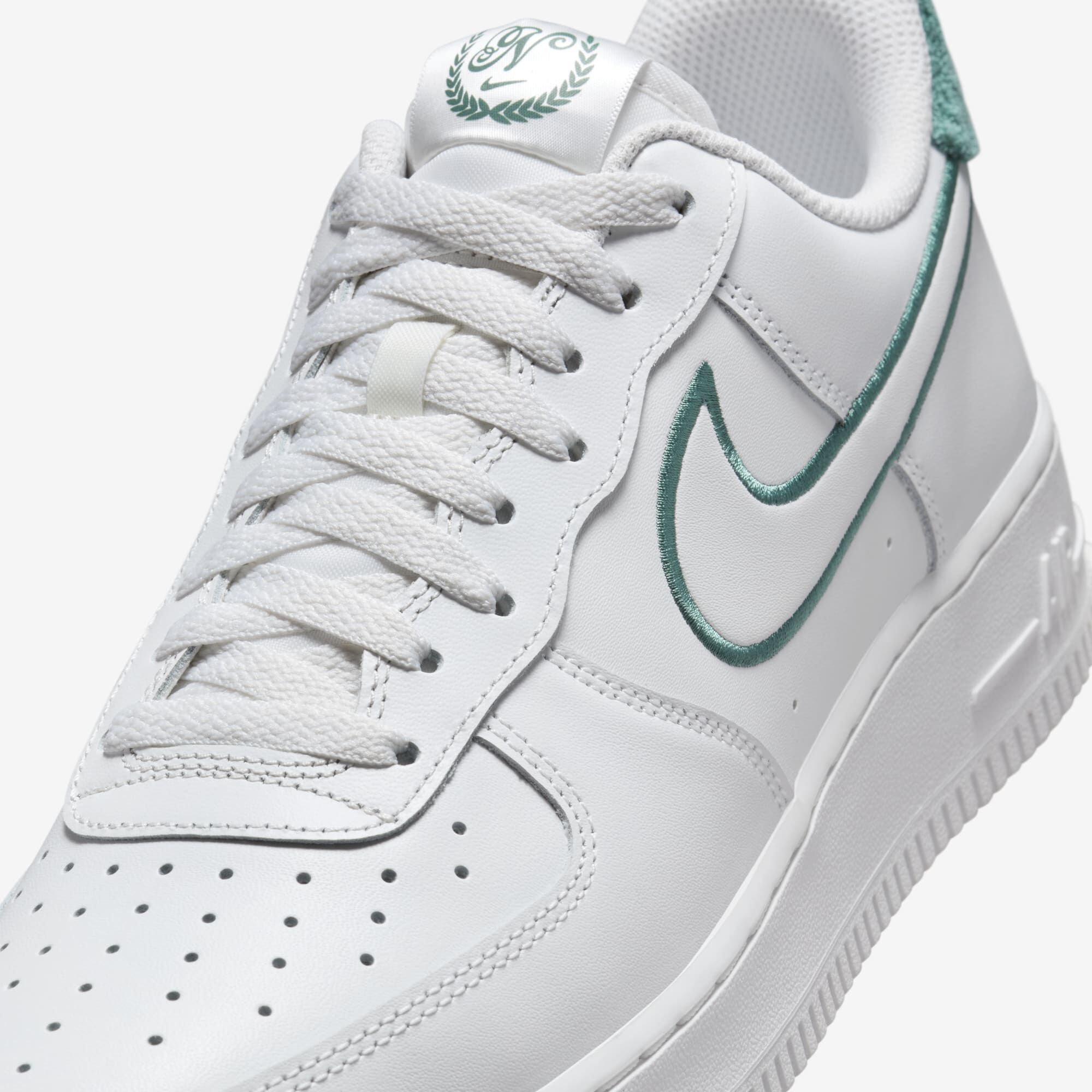 Nike Air Force 1 '07 LV8, Blanco Cumbre/De Costa A Costa/Blanco Cumbre, hi-res