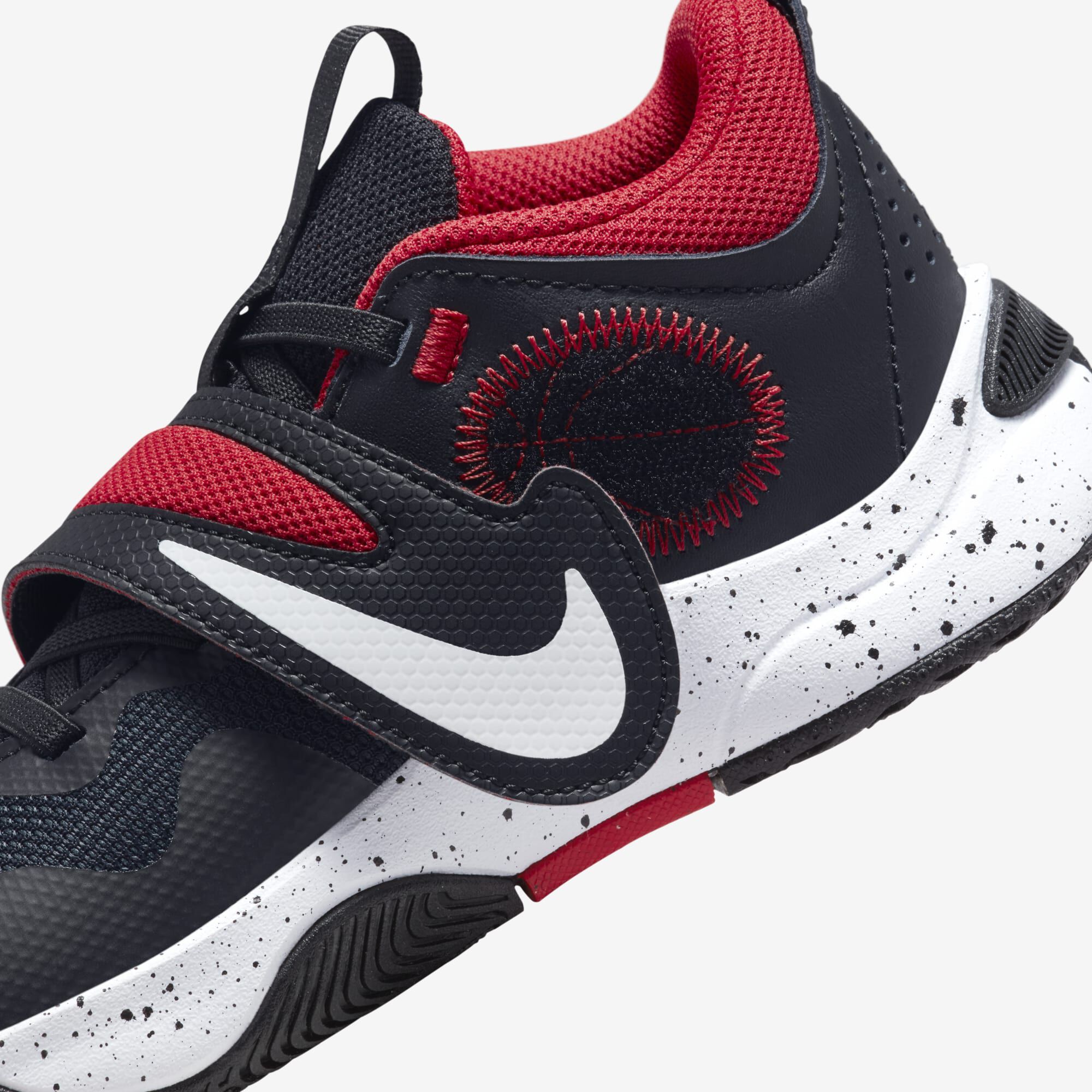 Nike Team Hustle D 11, Negro/Blanco/Rojo Universitario, hi-res