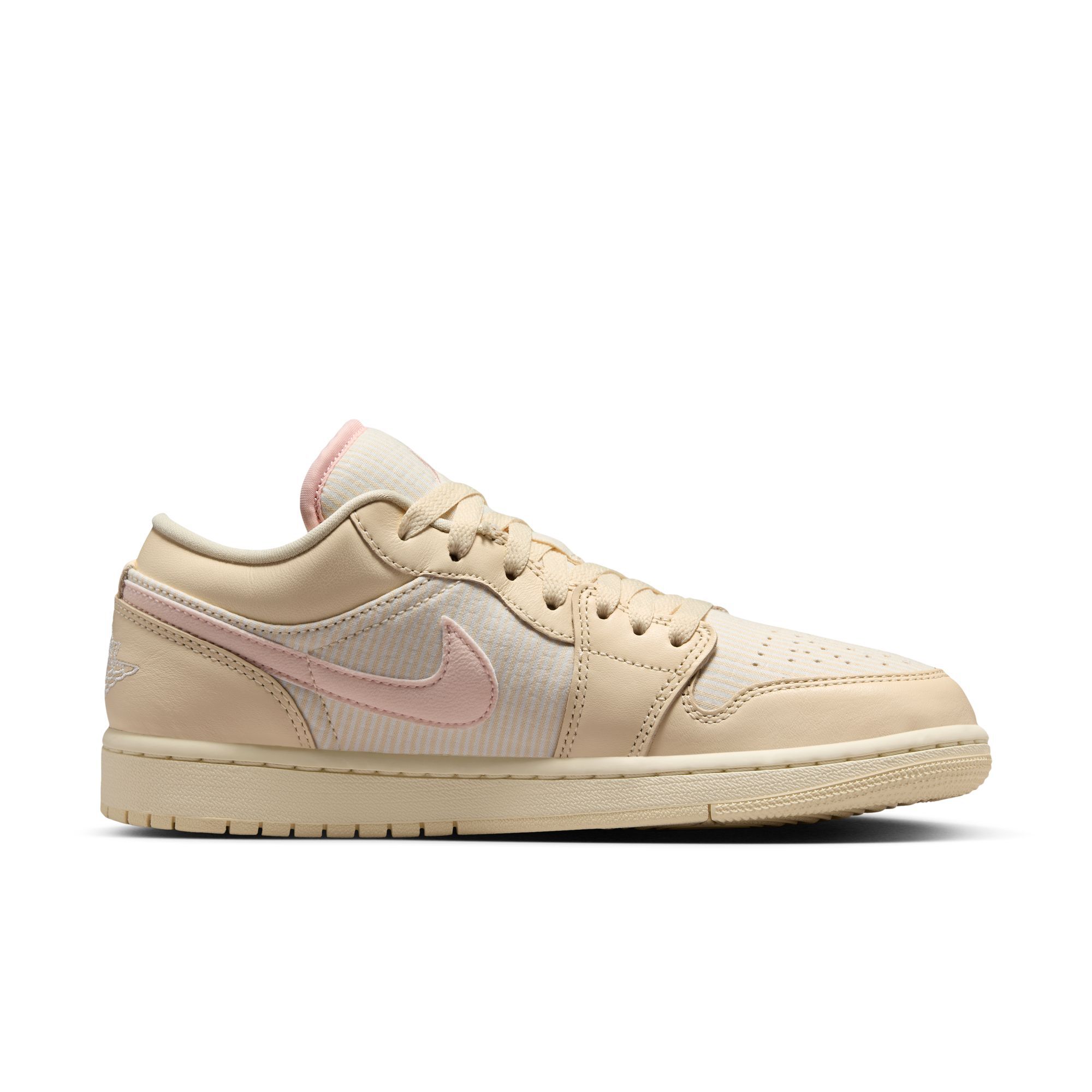 Air Jordan 1 Low SE, Muselina/Rosa Leyenda-Vela-Leche De Coco, hi-res