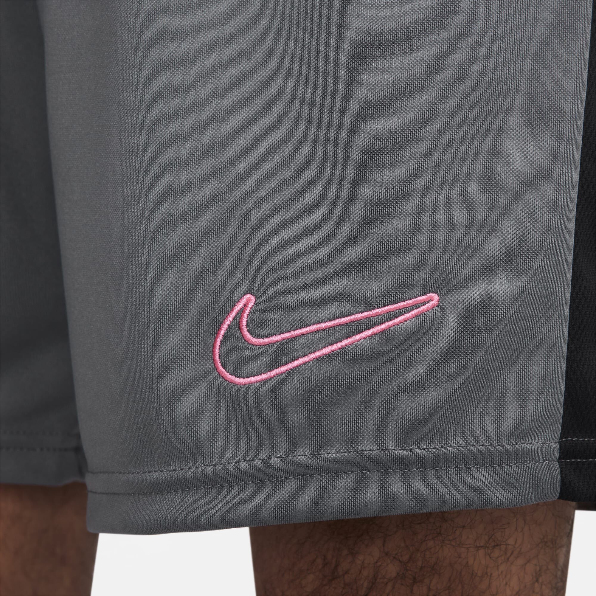 Nike Dri-FIT Academy, Gris Hierro/Negro/Puesta De Sol Pulso, hi-res