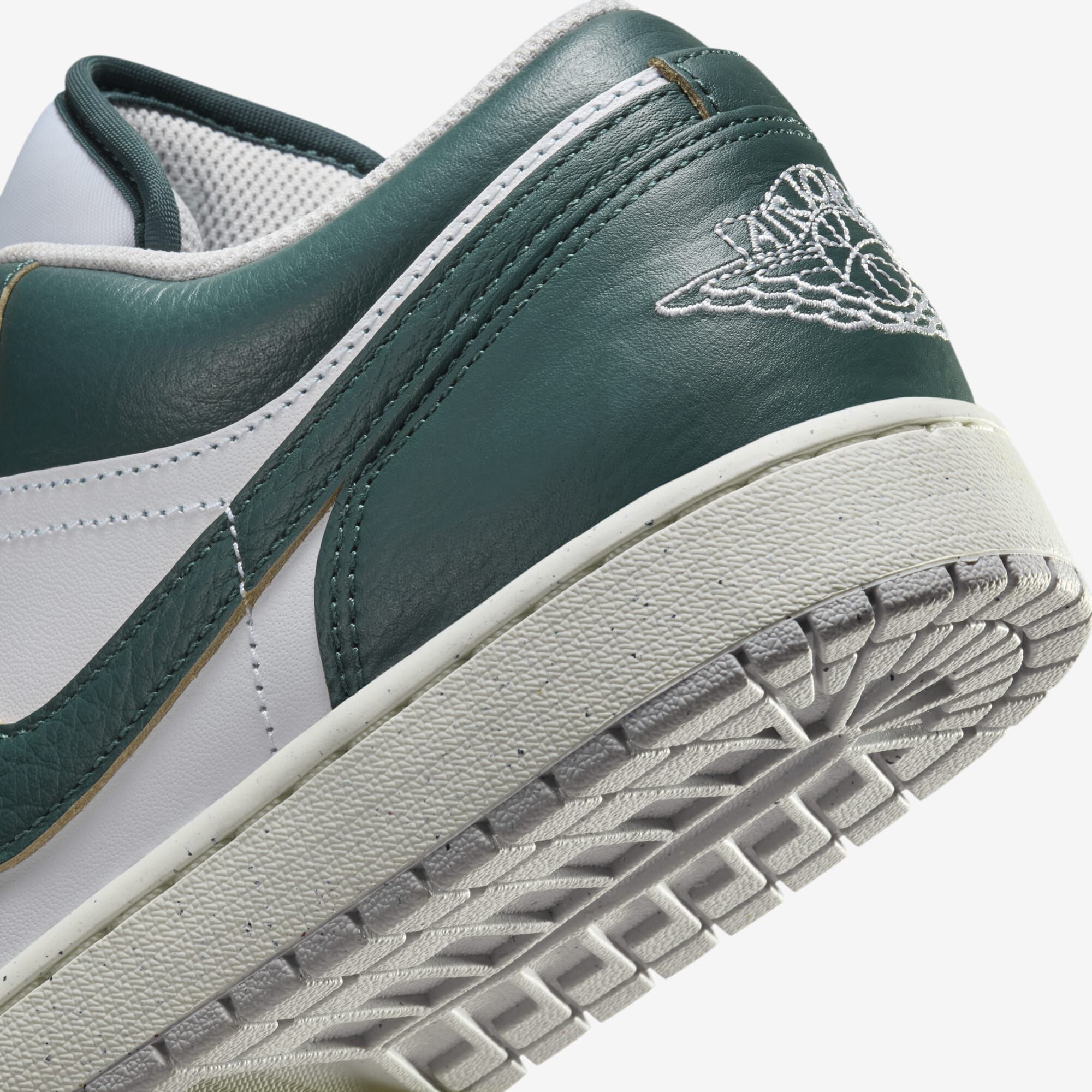 Air Jordan 1 Low SE, Verde Oxidado/Verde Oxidado-Blanco-Vela, hi-res