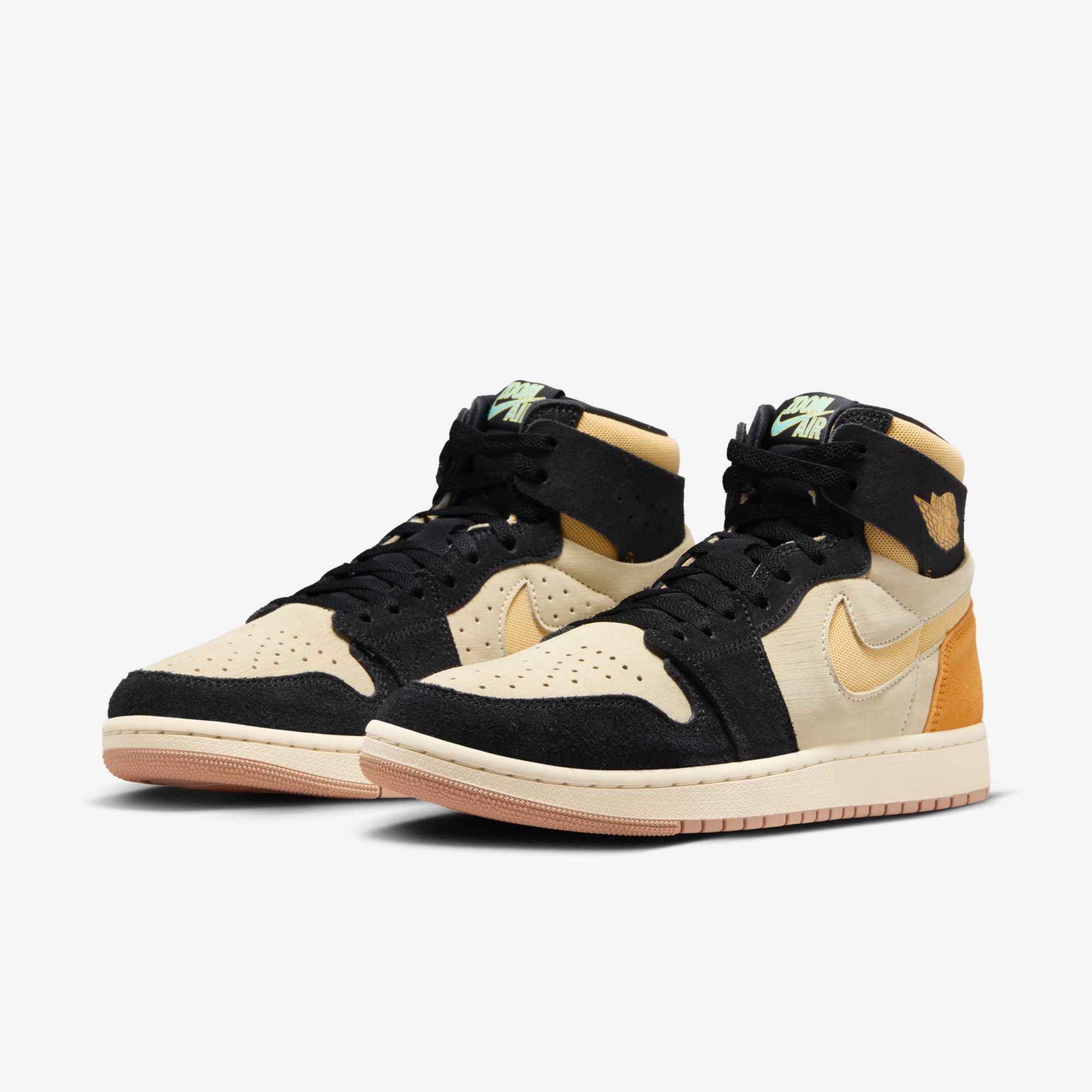 Air Jordan 1 Zoom Comfort 2, Muselina/Negro/Naranja vivo/Oro celeste, hi-res