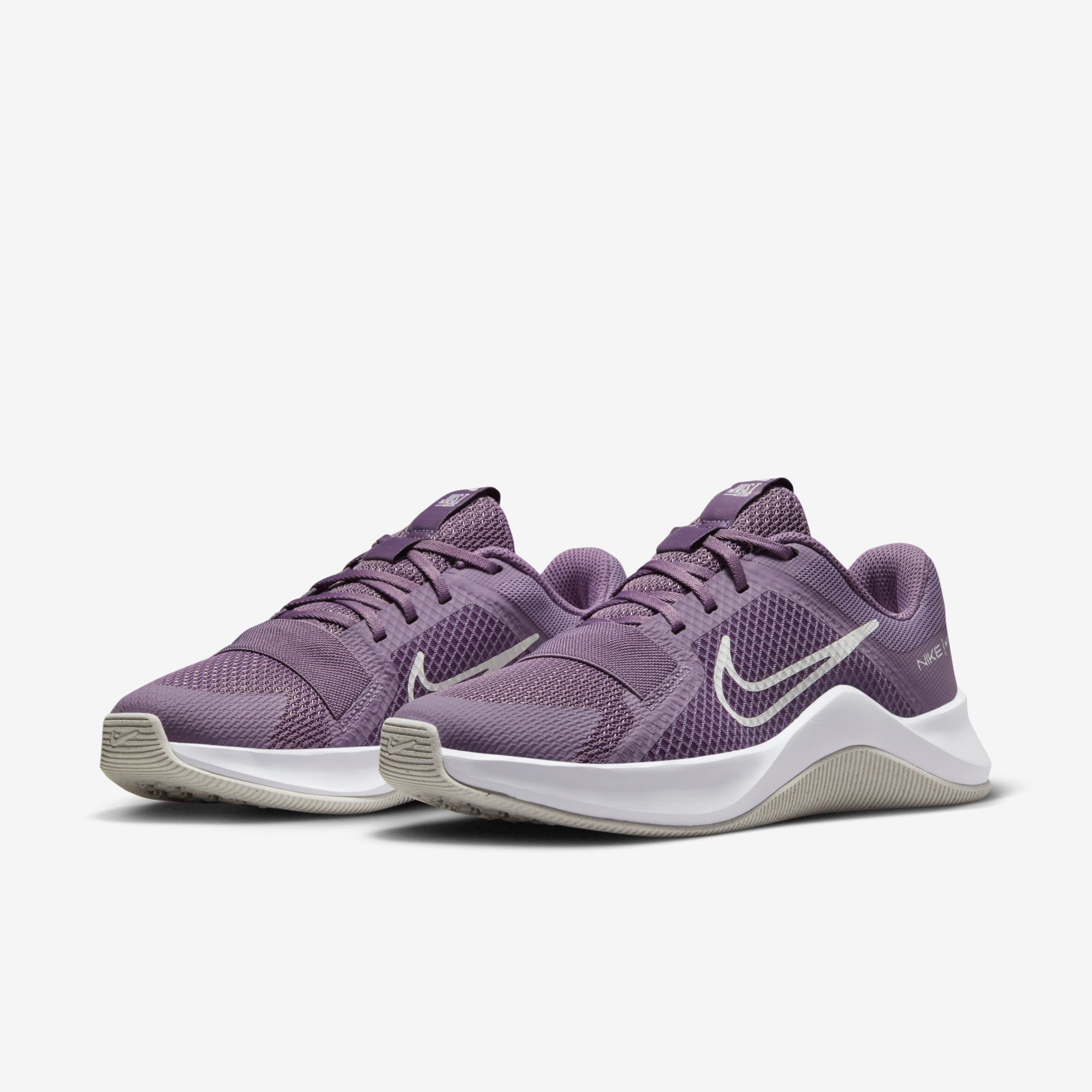 Nike MC Trainer 2, Polvo violeta/Marrón verdoso claro/Fucsia enérgico/Vela, hi-res