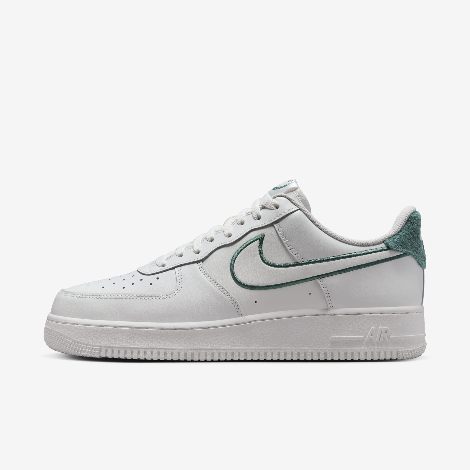 Nike Air Force 1 '07 LV8