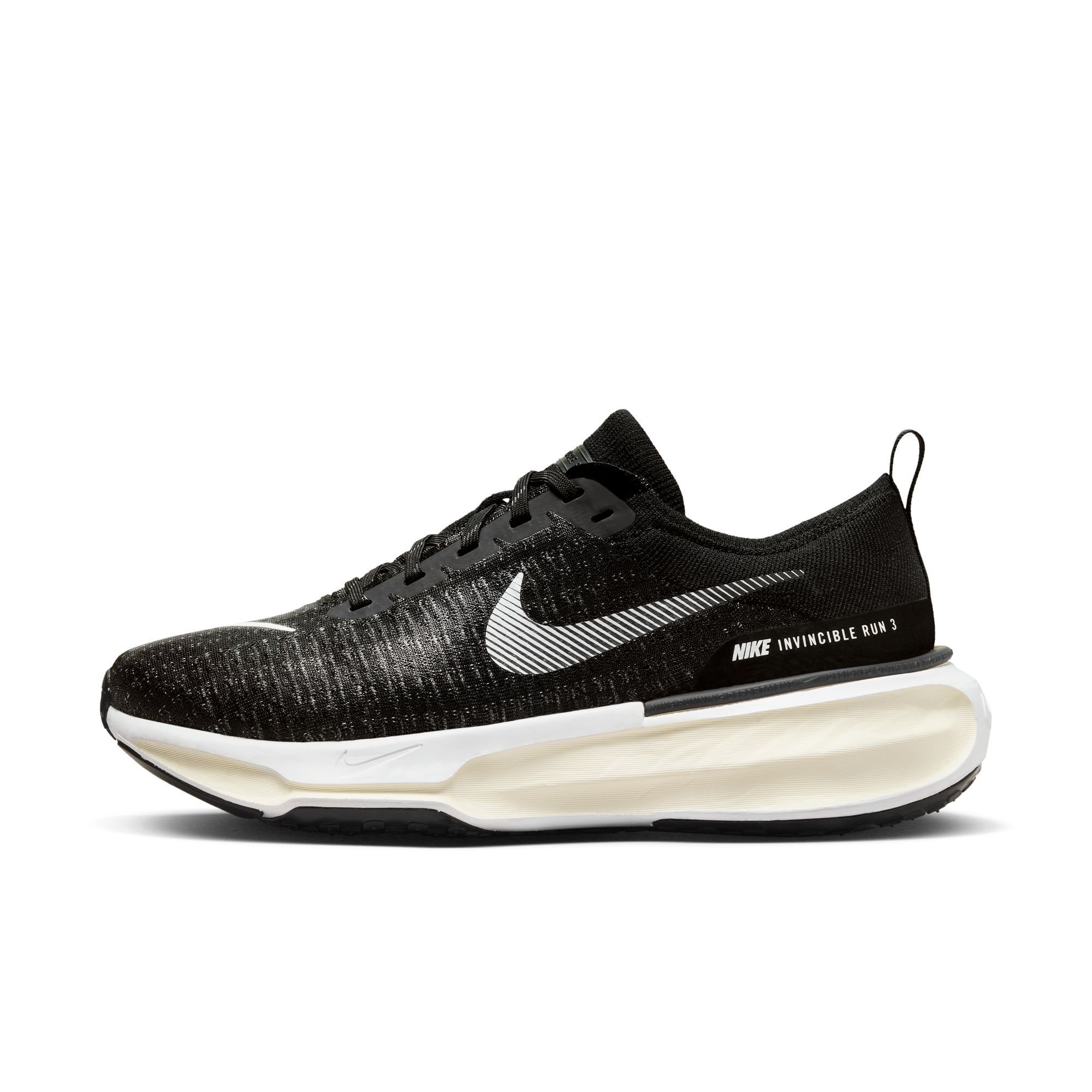 Nike Invincible Run 3 (Extra Wide), Negro/Blanco-Leche De Coco-Carmesí Brillante, hi-res