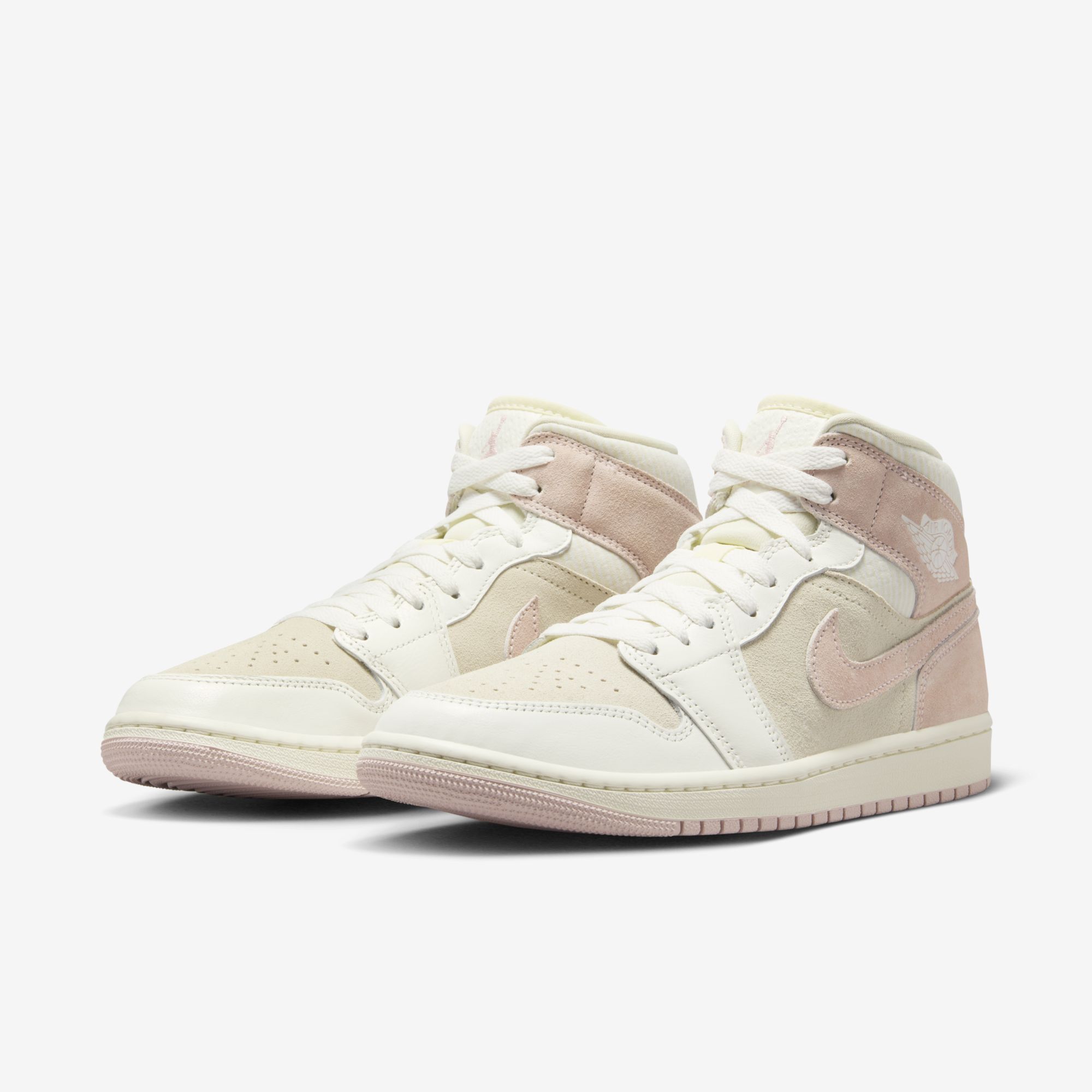 Air Jordan 1 Mid SE, Leche De Coco/Rosa Leyenda-Vela, hi-res