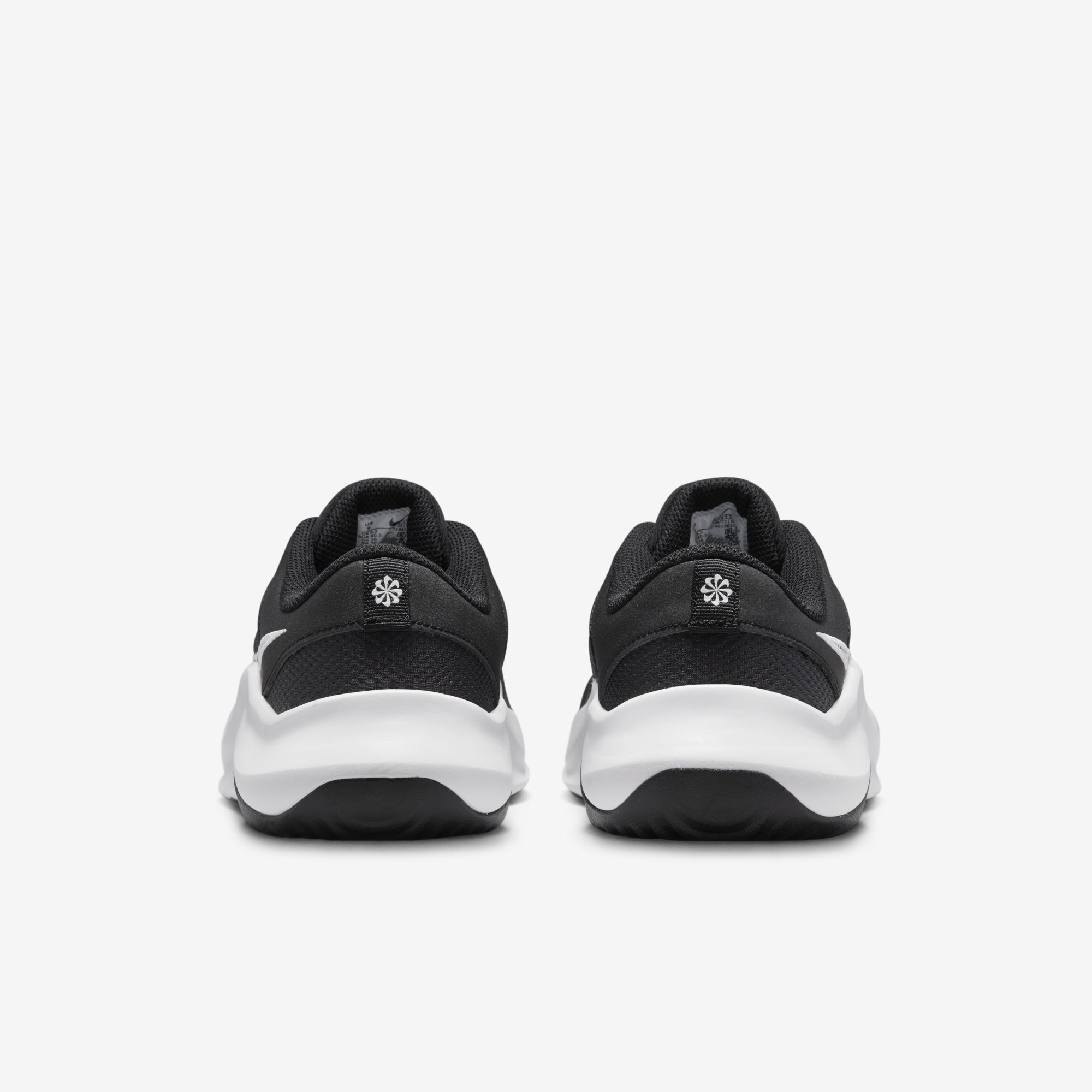 Nike Legend Essential 3 Next Nature, Negro/Blanco-Gris Hierro, hi-res