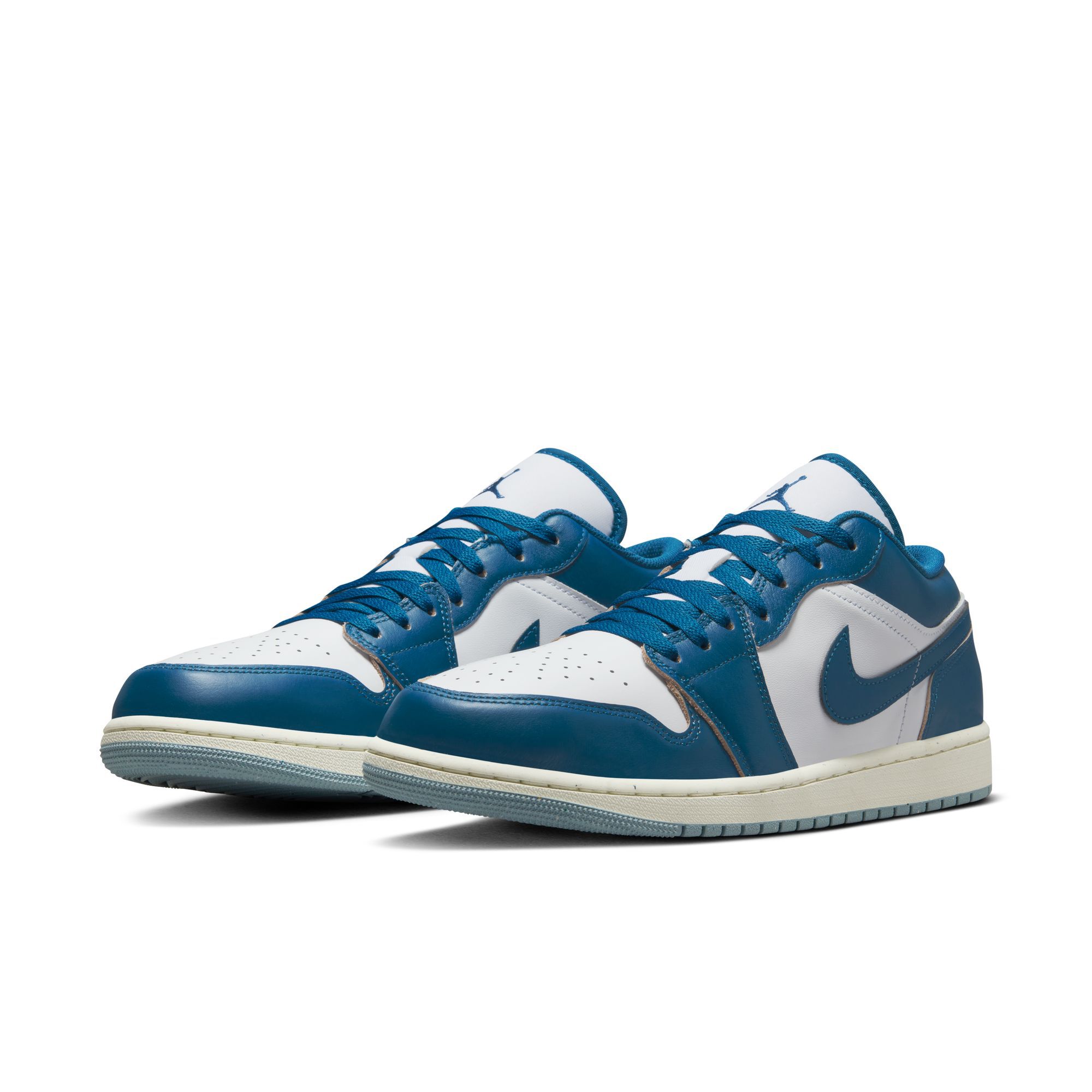 Air Jordan 1 Low SE, Blanco/Azul Industrial-Azul Gris-Vela, hi-res