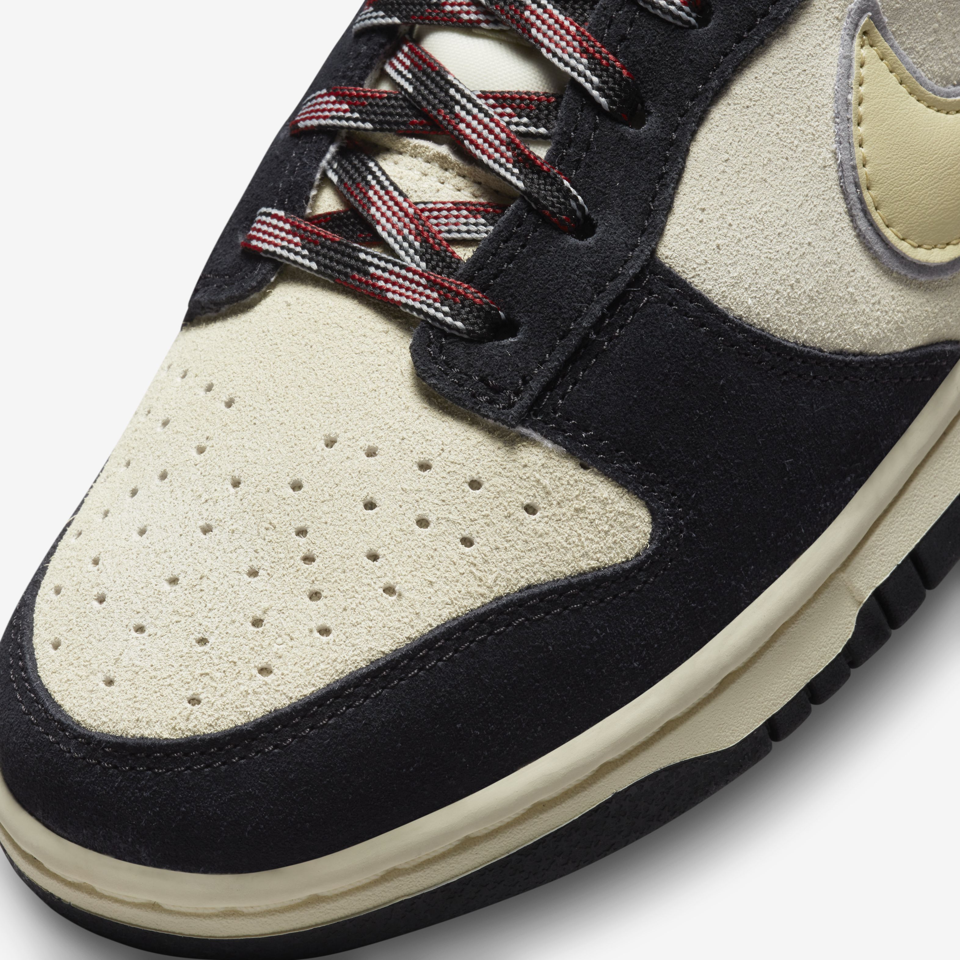 Nike Dunk Low LX, Negro/Leche de coco/Gris partícula/Oro team, hi-res