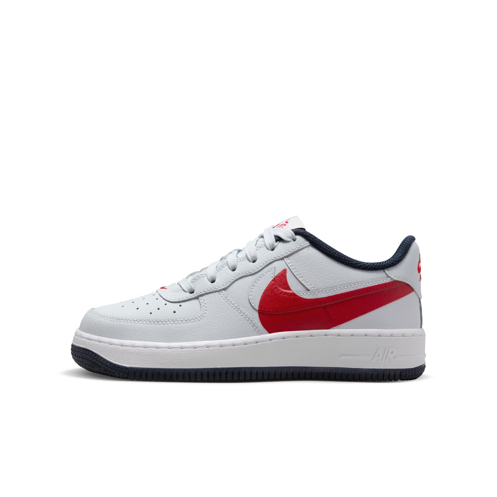 Nike Air Force 1 LV8 4