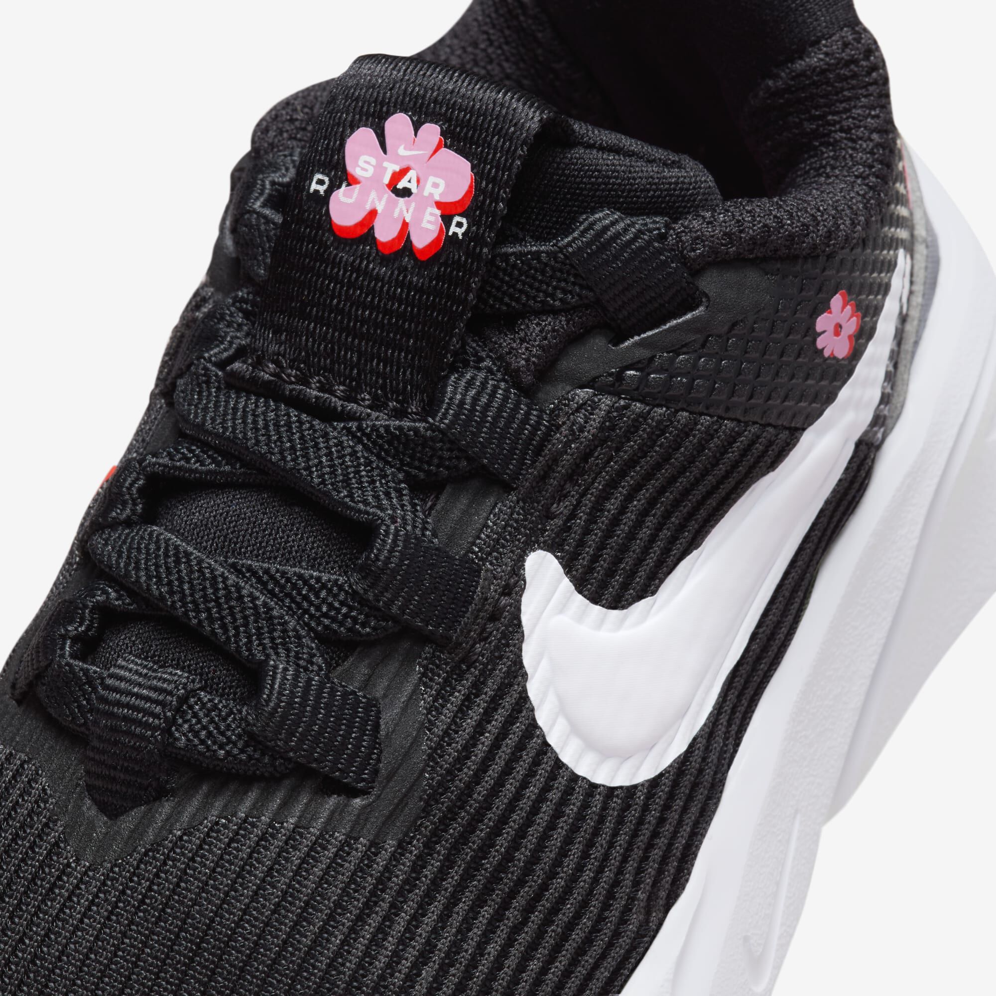 Nike Star Runner 4 NN SE, Negro/Subida Rosa/Rojo Picante/Blanco, hi-res