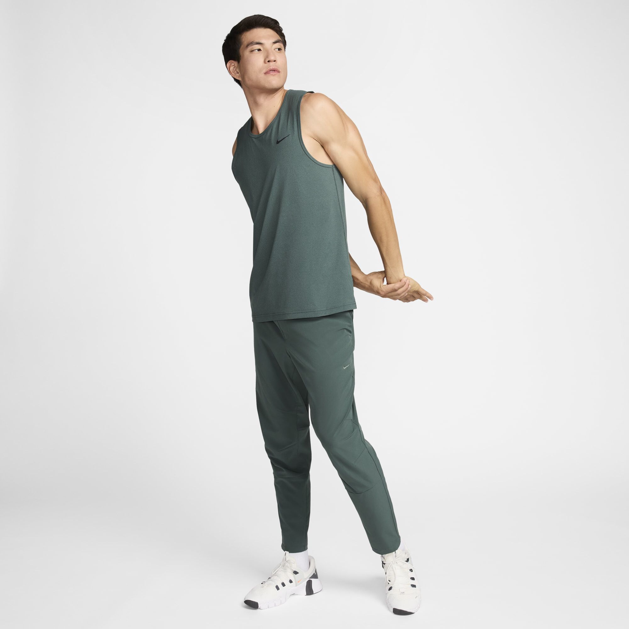 Nike Dri-FIT Hyverse, Verde Vintage/Negro, hi-res