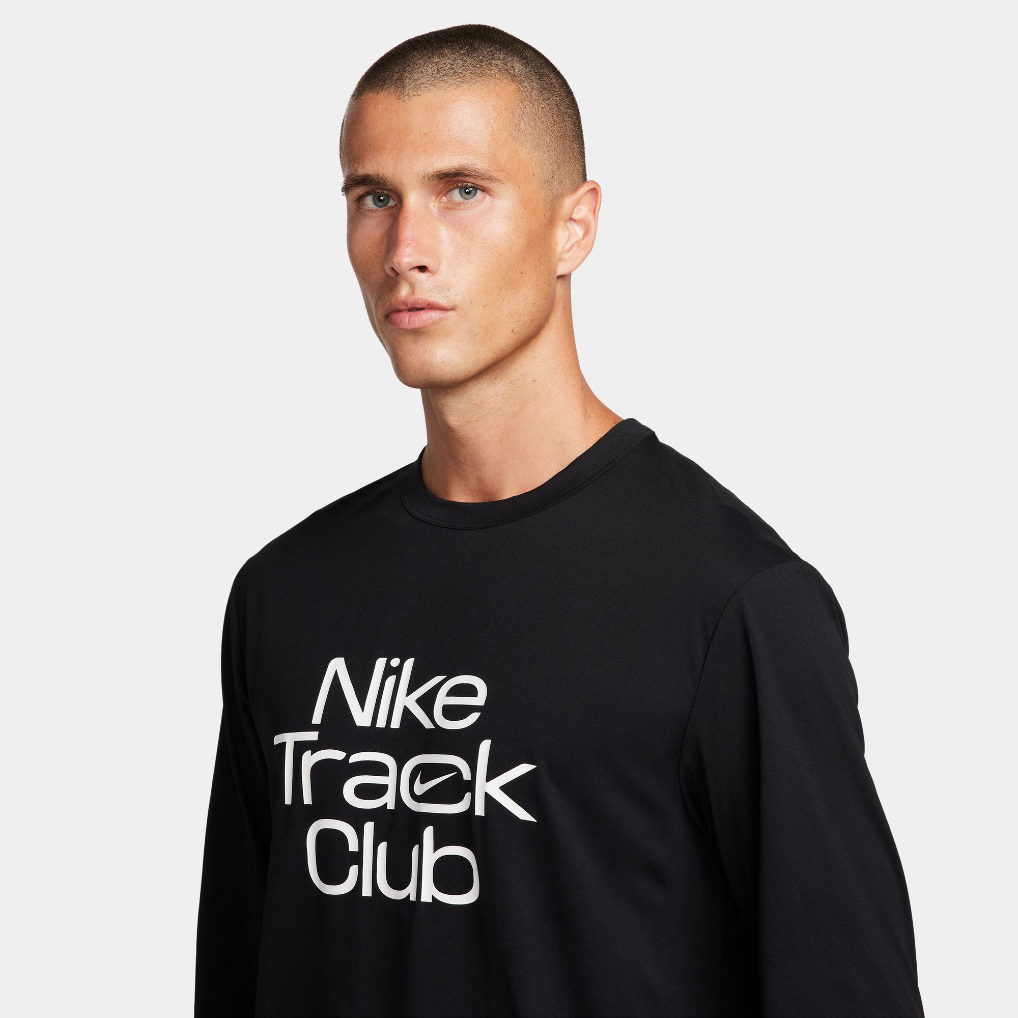 Compra Nike Track Club por PEN 219.90 Nike Perú